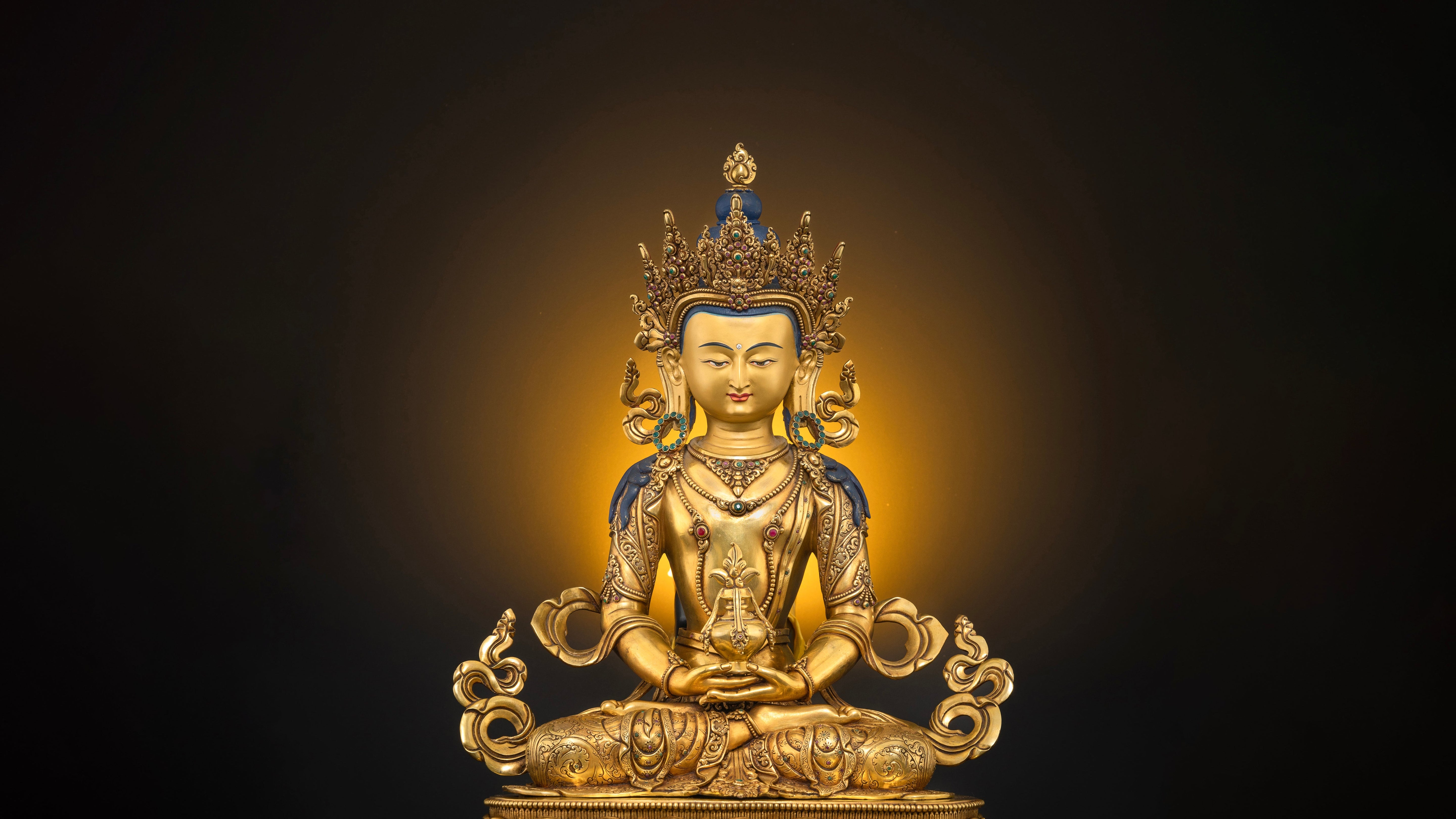 Amitayus Buddha statue in a meditation posture very fit for home decor and spiritual space