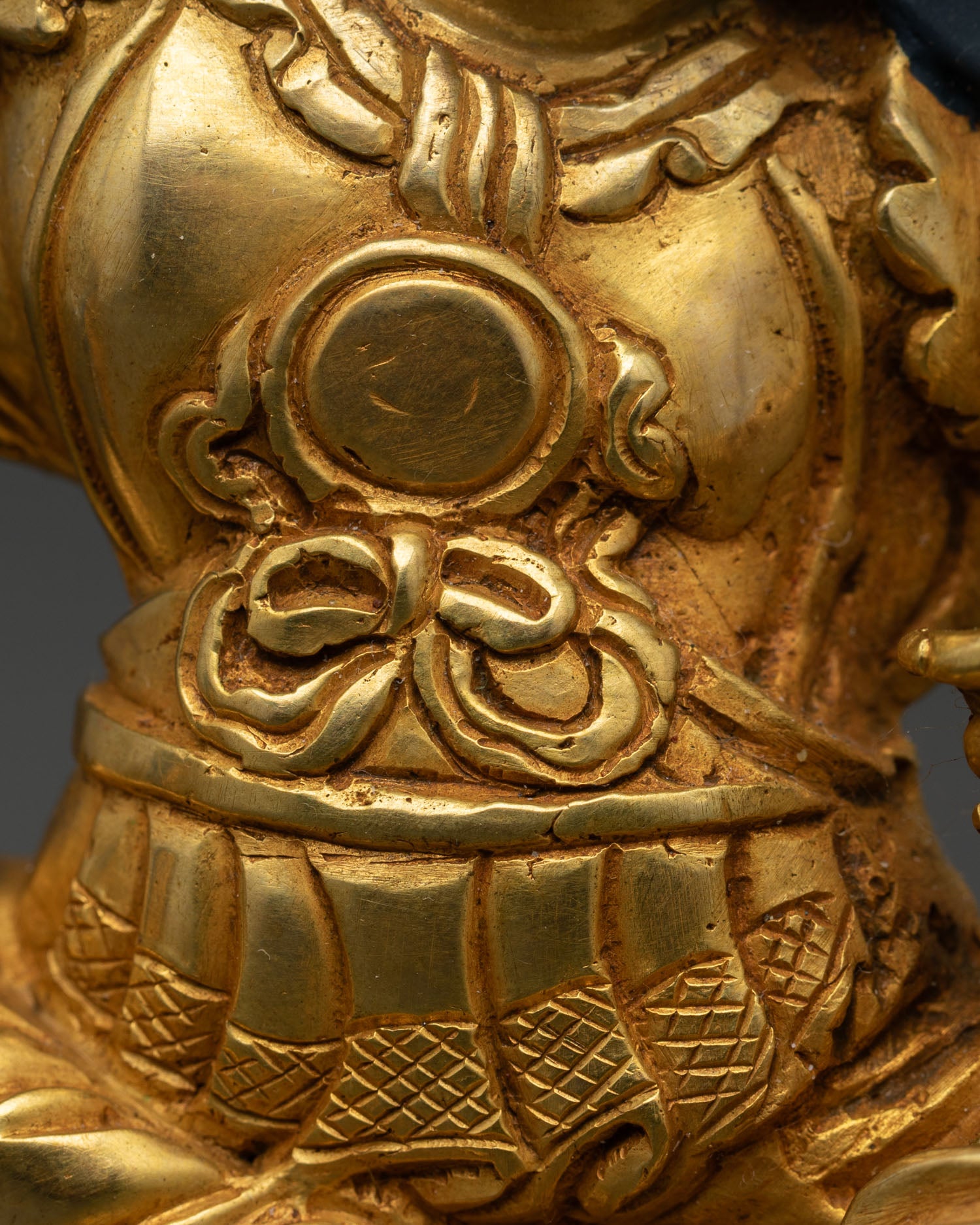King Gesar Warrior Statue – Symbol of Strength and Protection
