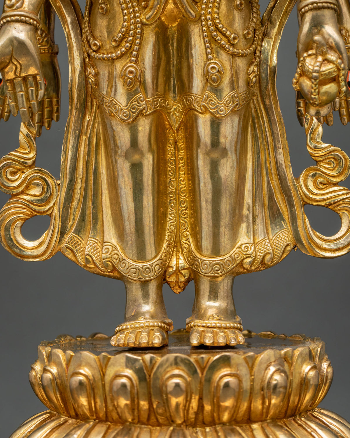 Vivid Thousand-Armed Chenrezig Statue | Life-Sized Buddhist Altarpiece