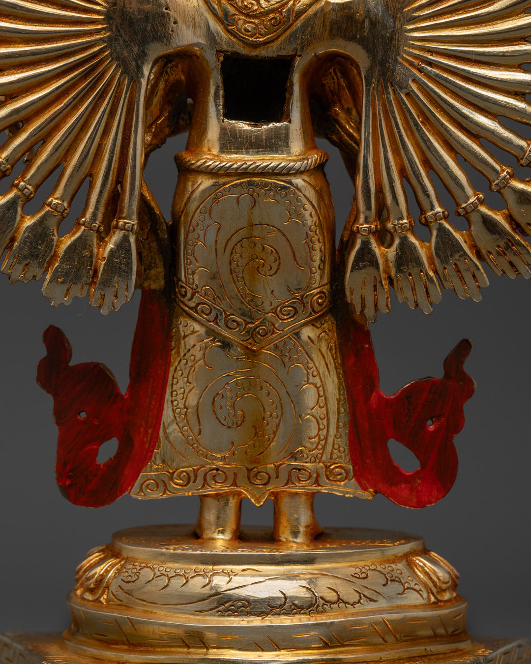 Thousand-Armed Chenrezig Bodhisattva Statue | Tibetan Artwork
