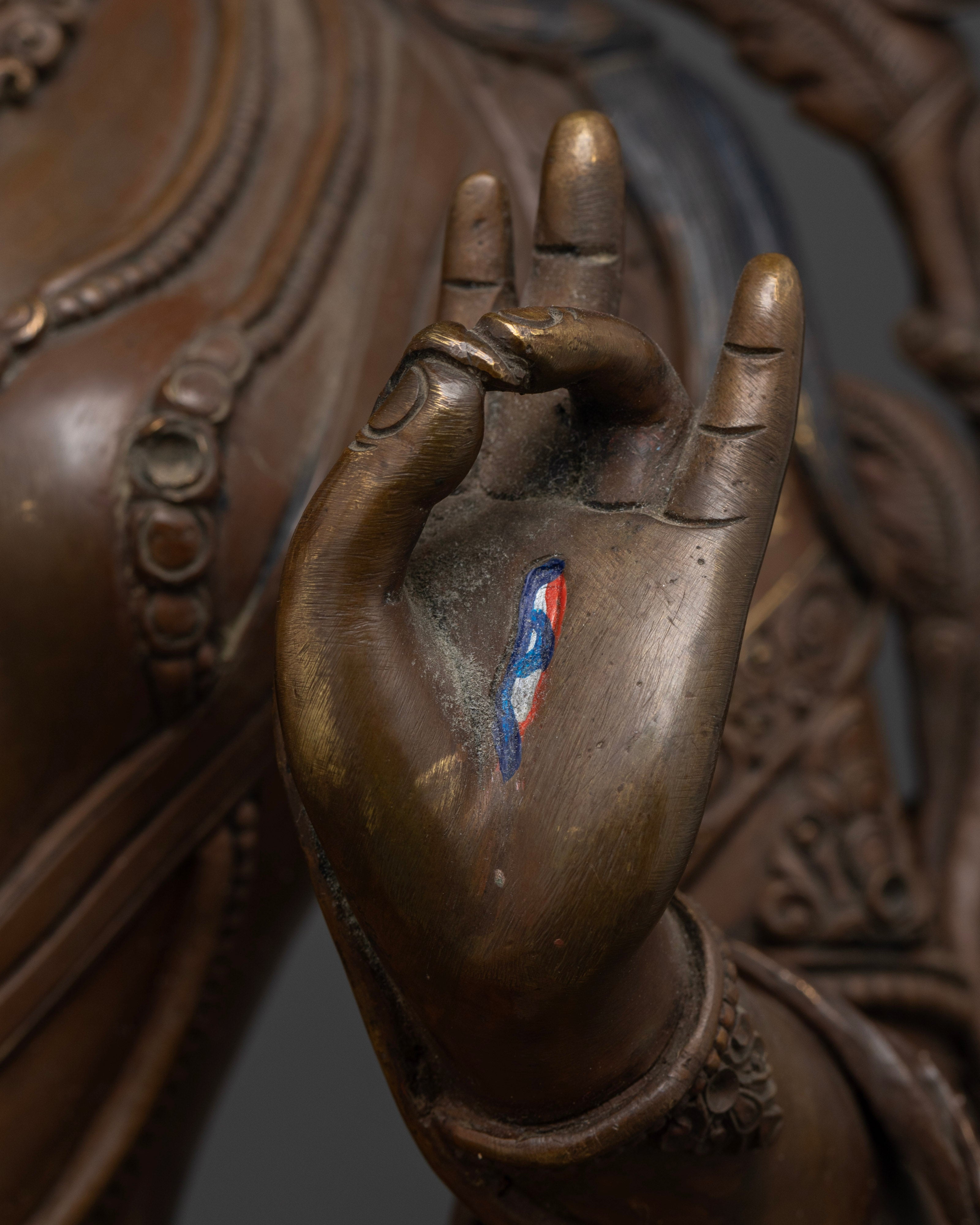 Antique Finish White Tara Statue for Spiritual Connection