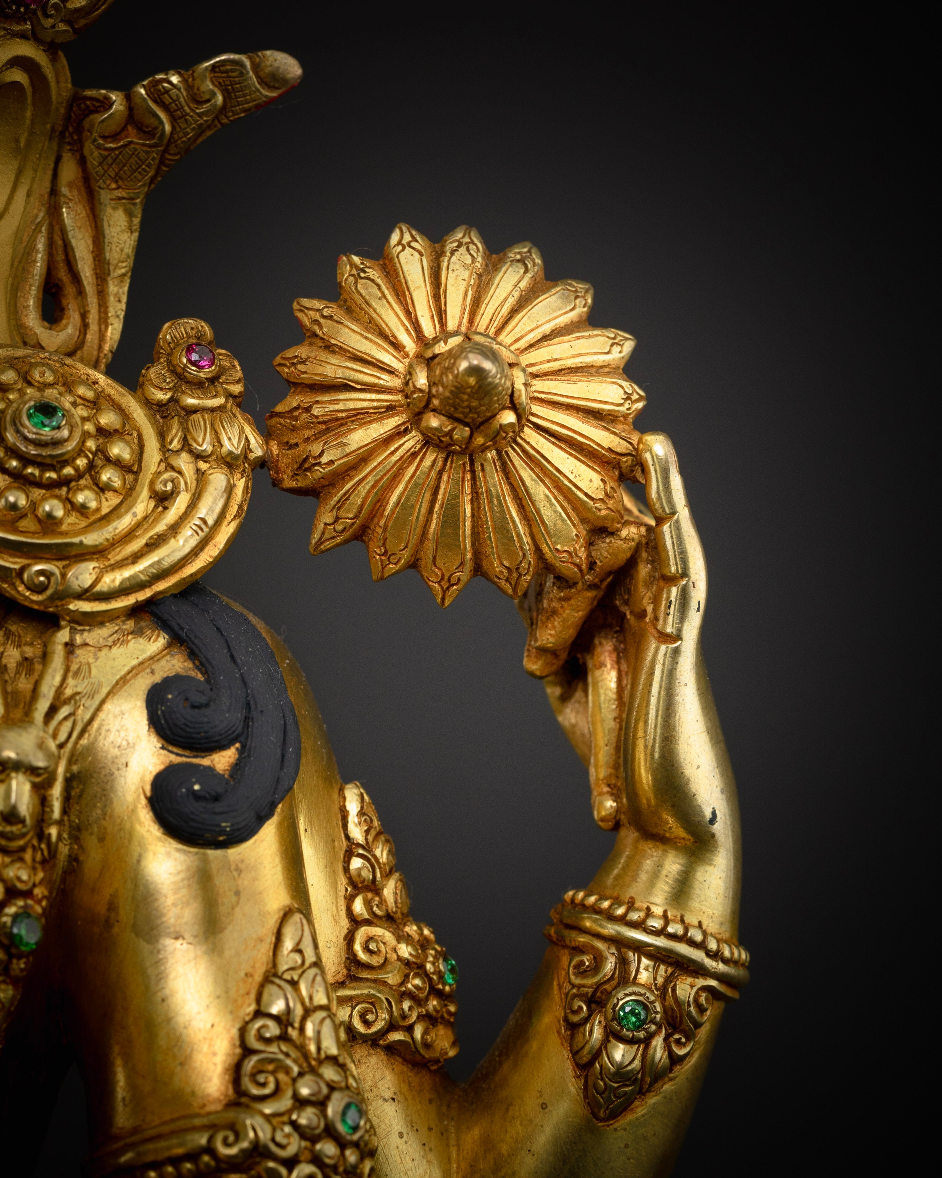 Tibetan Chenrezig Statue: Emblem of Compassion