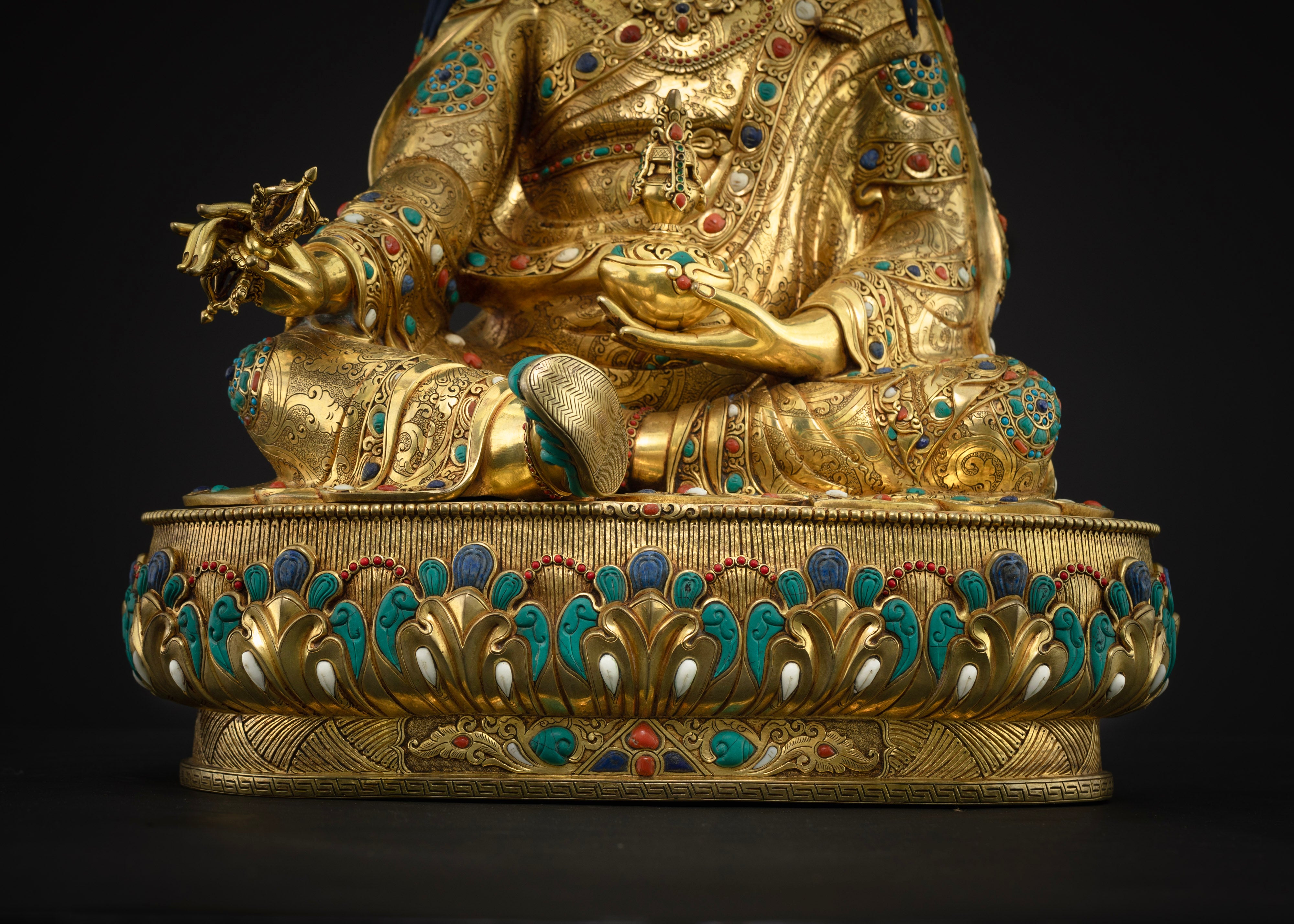 Exclusive Rare Guru Rinpoche Statue: Tibetan Buddhist Treasure