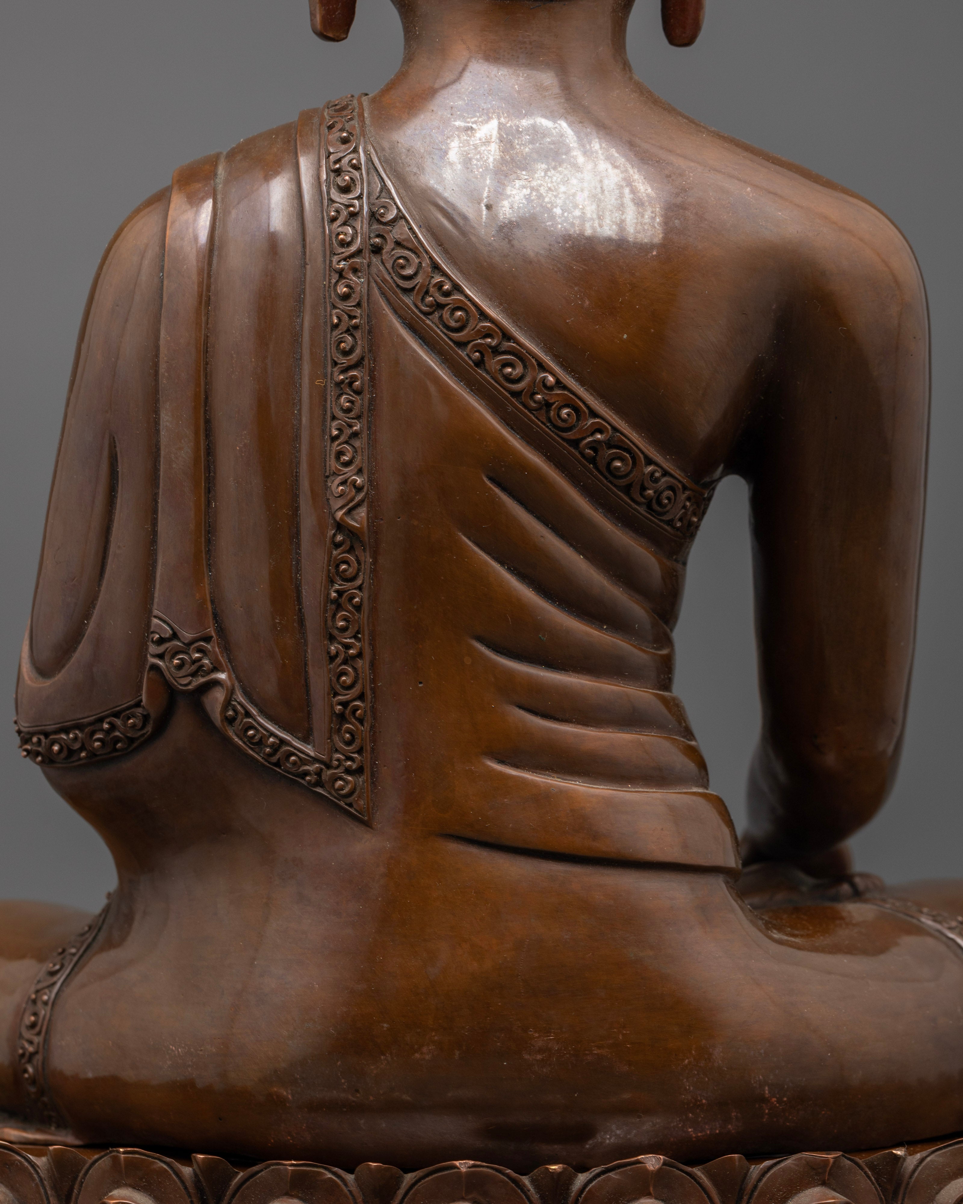 Oxidized Buddha Shakyamuni: A Divine Representation of Enlightenment