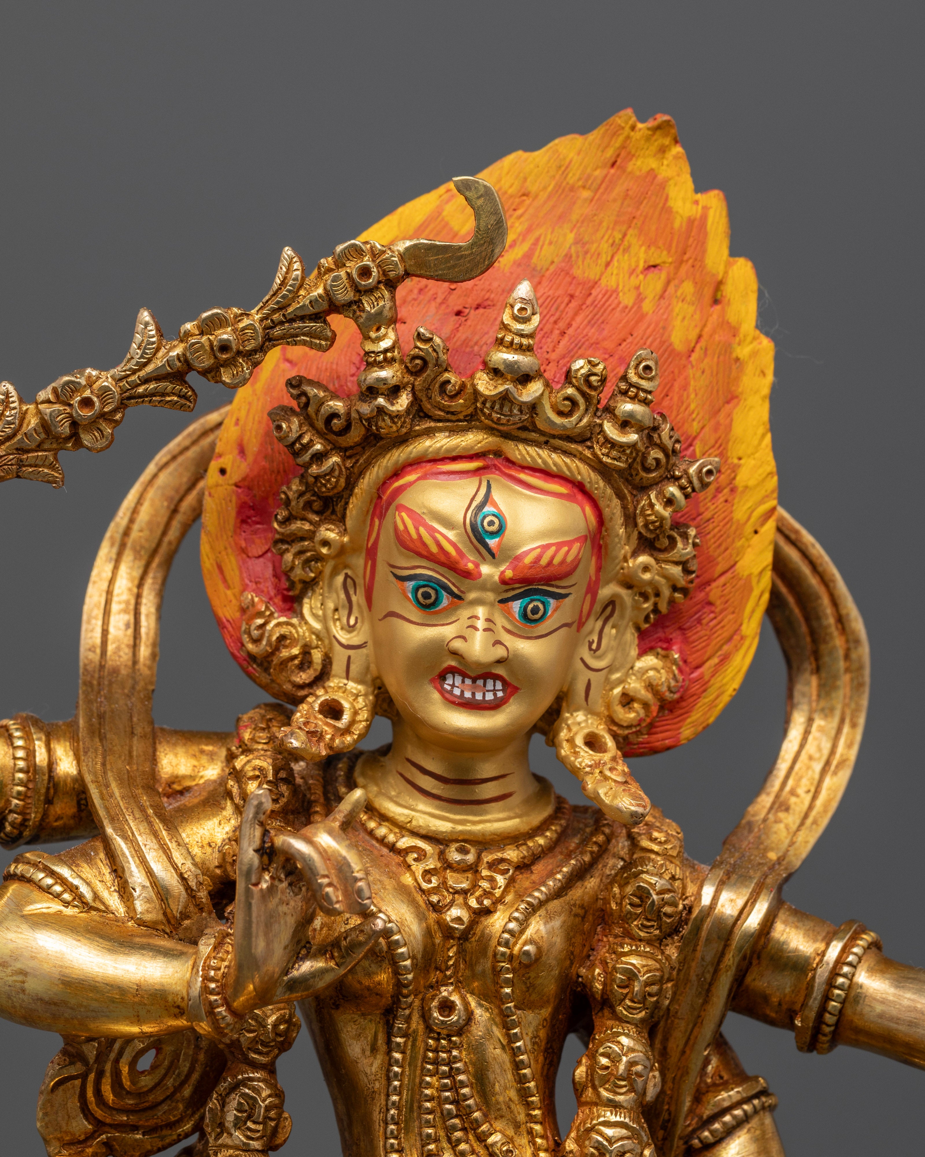 Kurukulla Statue: Symbol of Wisdom & Strength