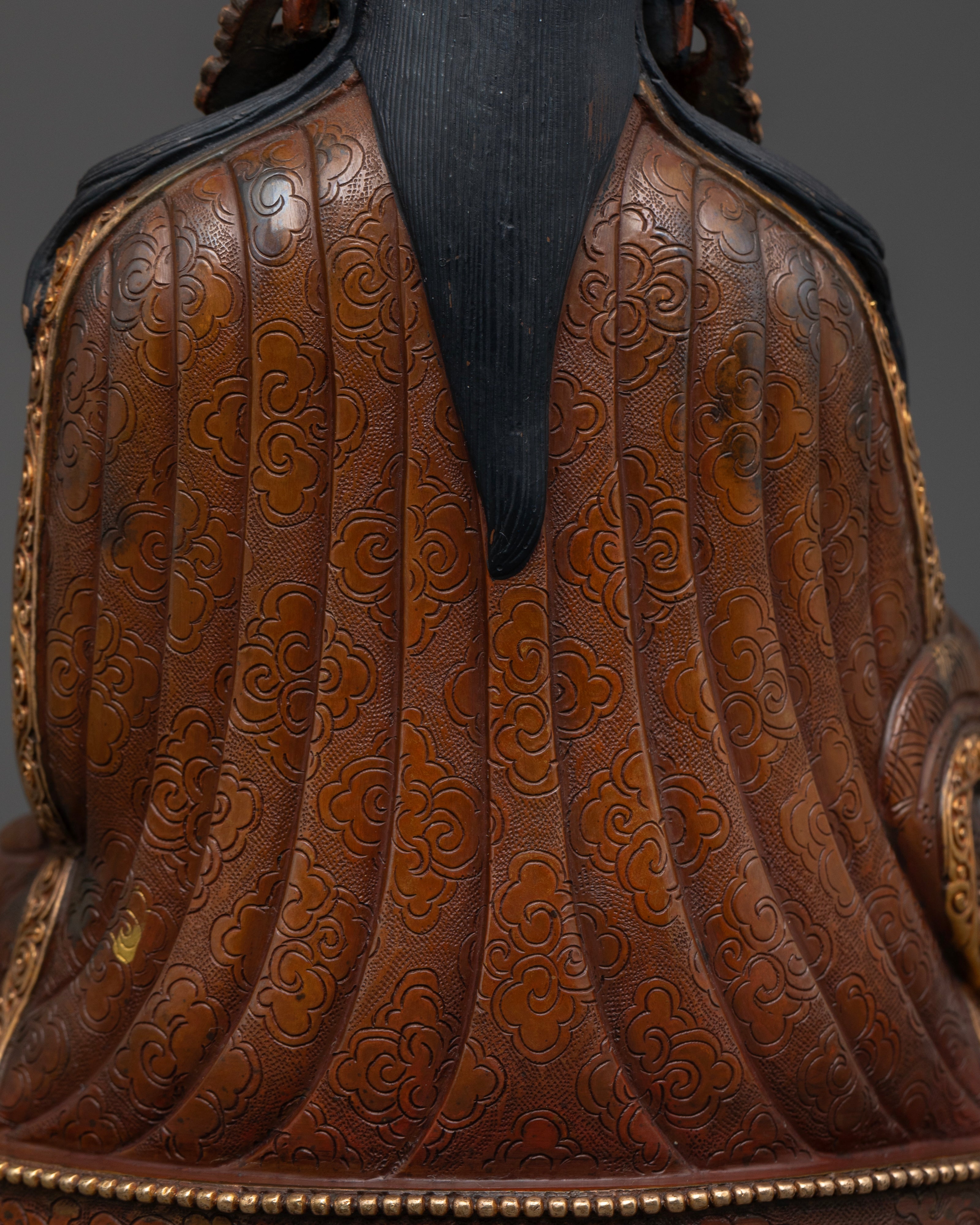 Guru Rinpoche Statue: Wisdom & Compassion