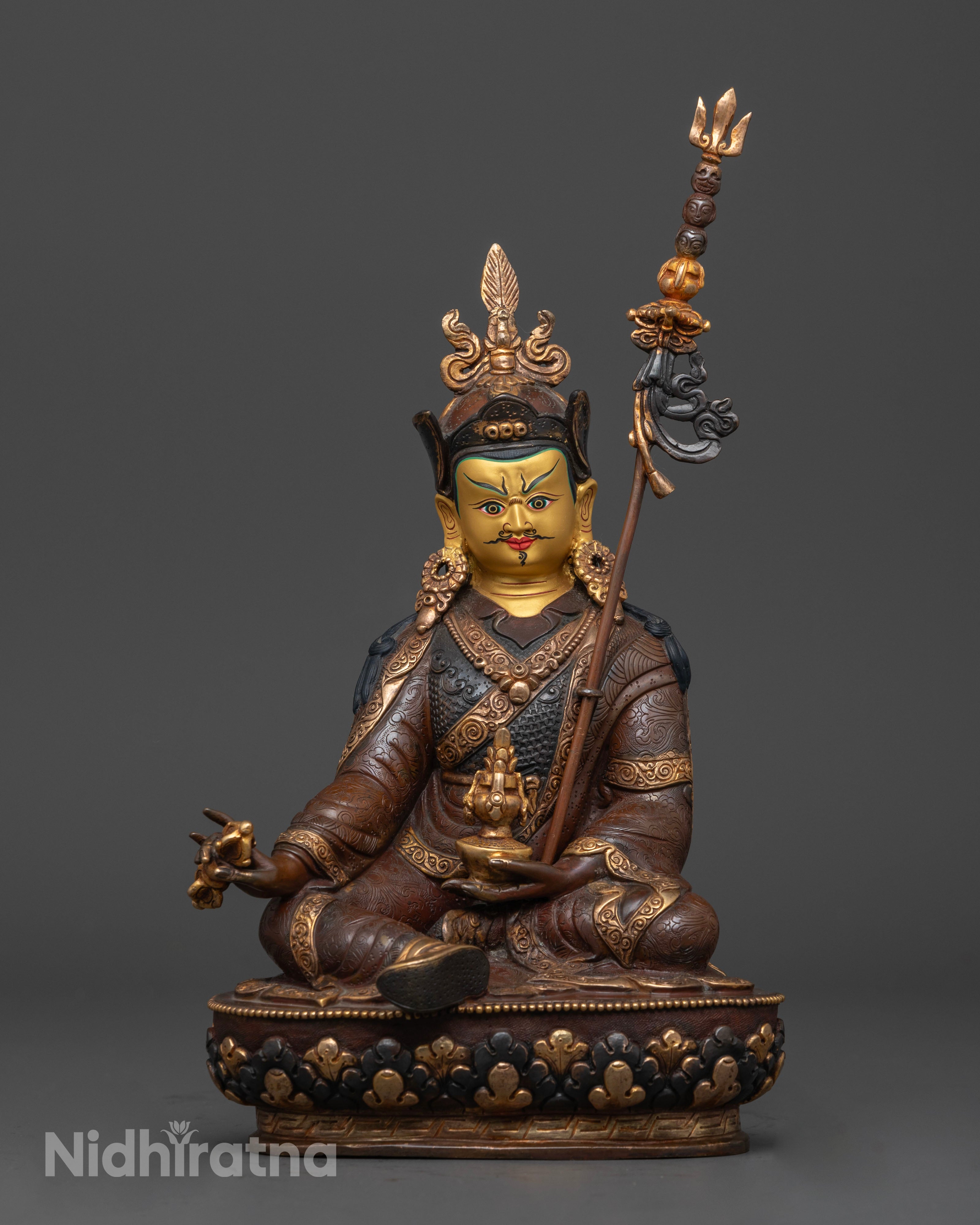 Guru Rinpoche Statue: Wisdom & Compassion