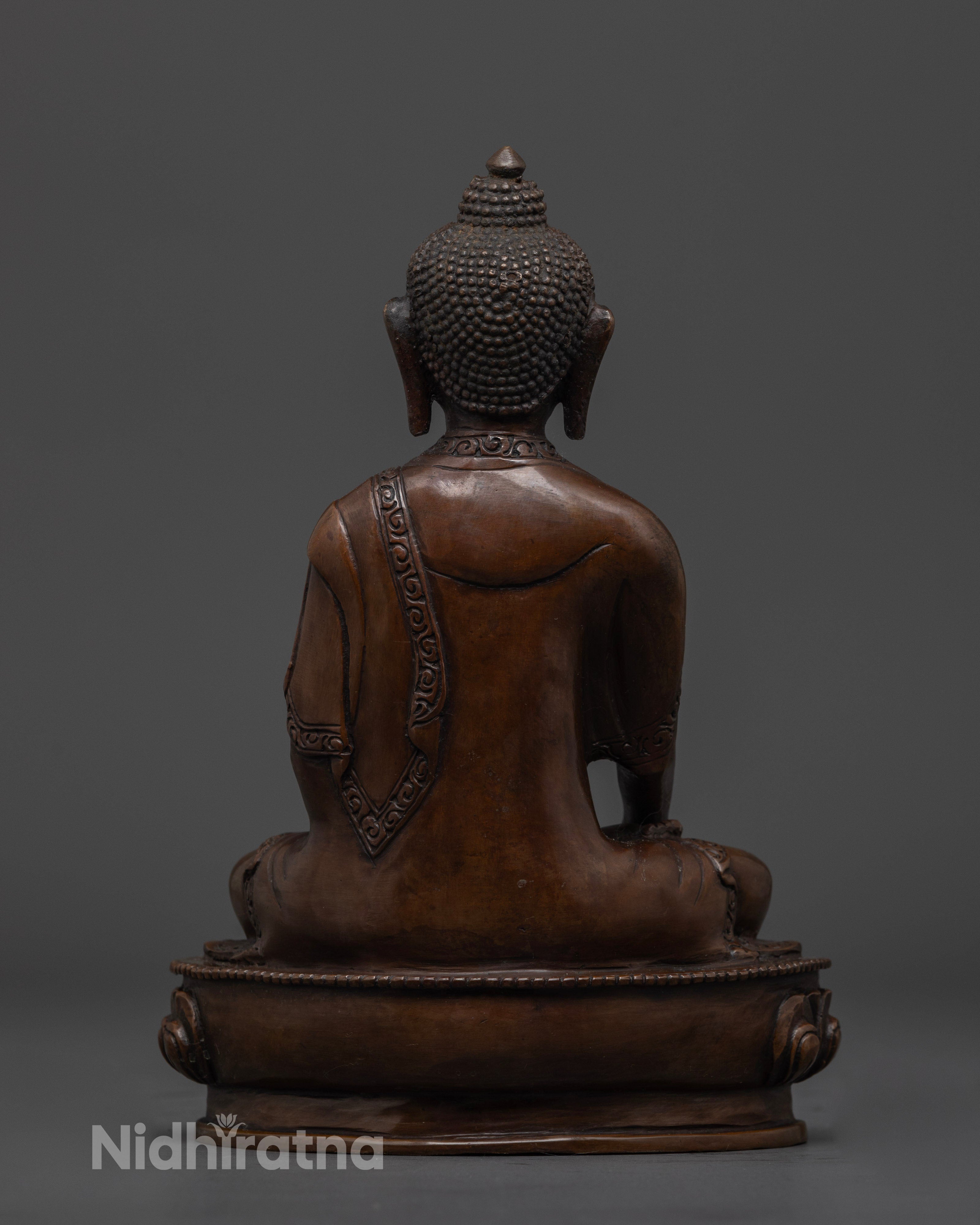 Vajrayana Shakyamuni Buddha Statue: Inspiring Serenity
