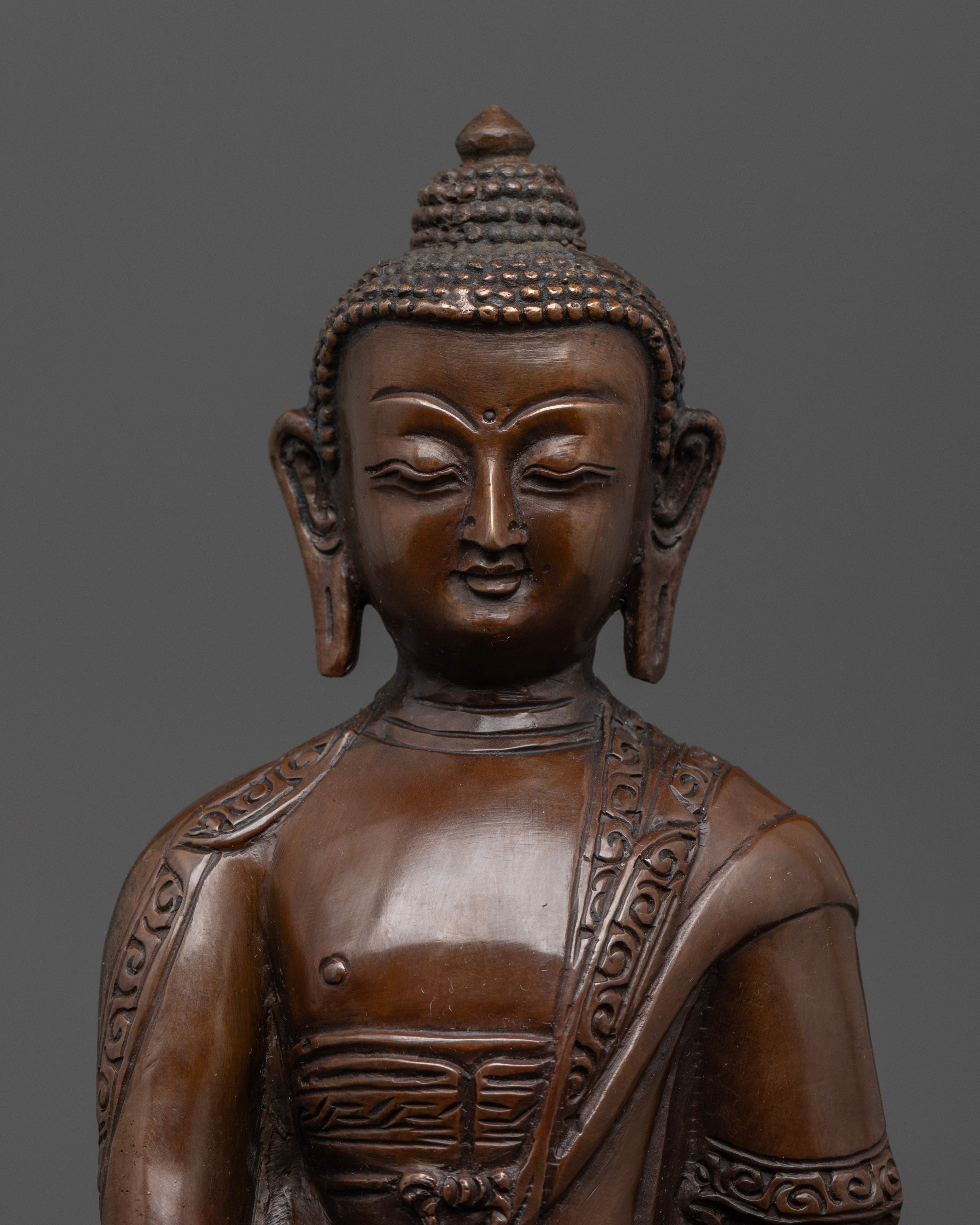 Vajrayana Shakyamuni Buddha Statue: Inspiring Serenity