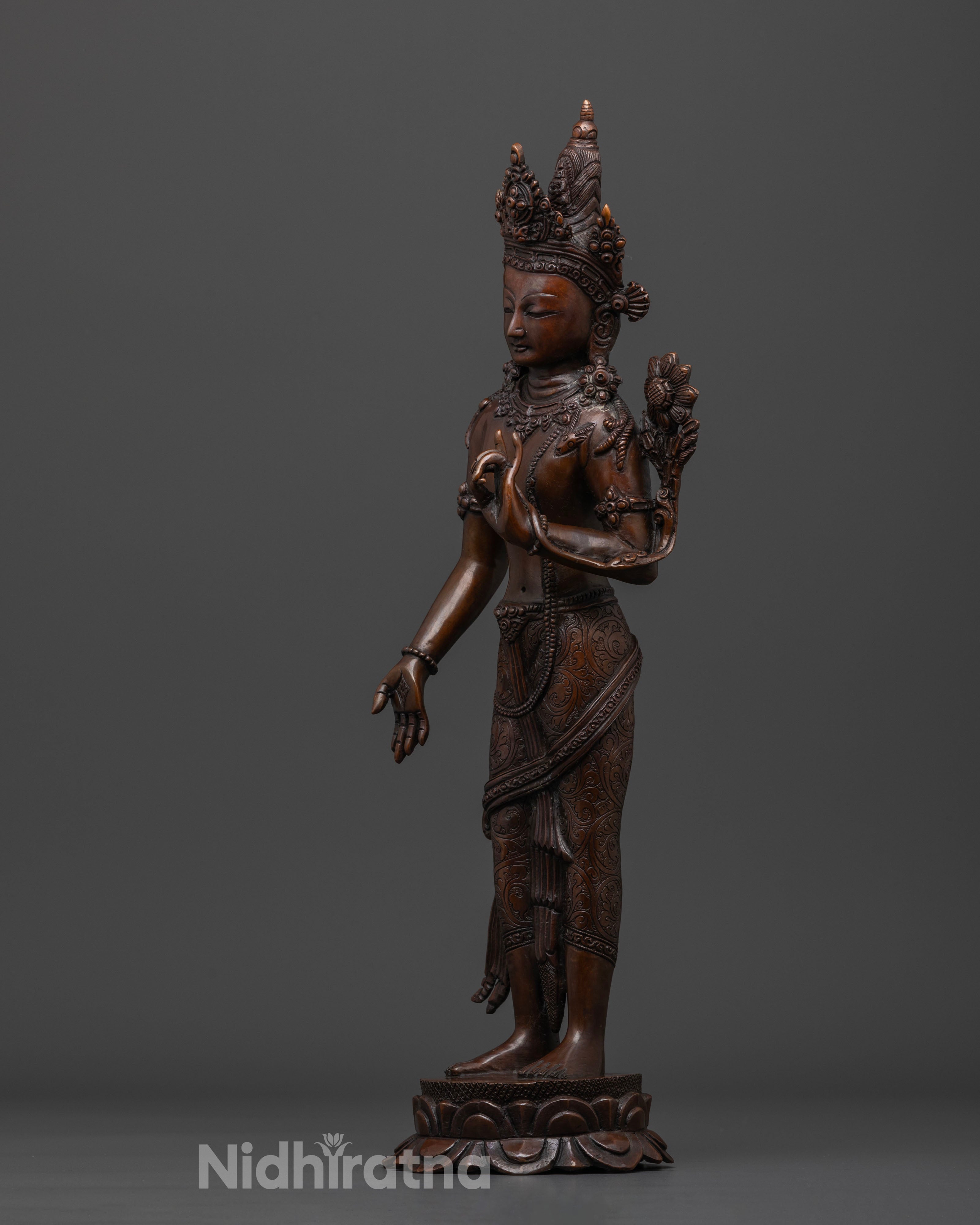 Lokeshvara padmapani statue
