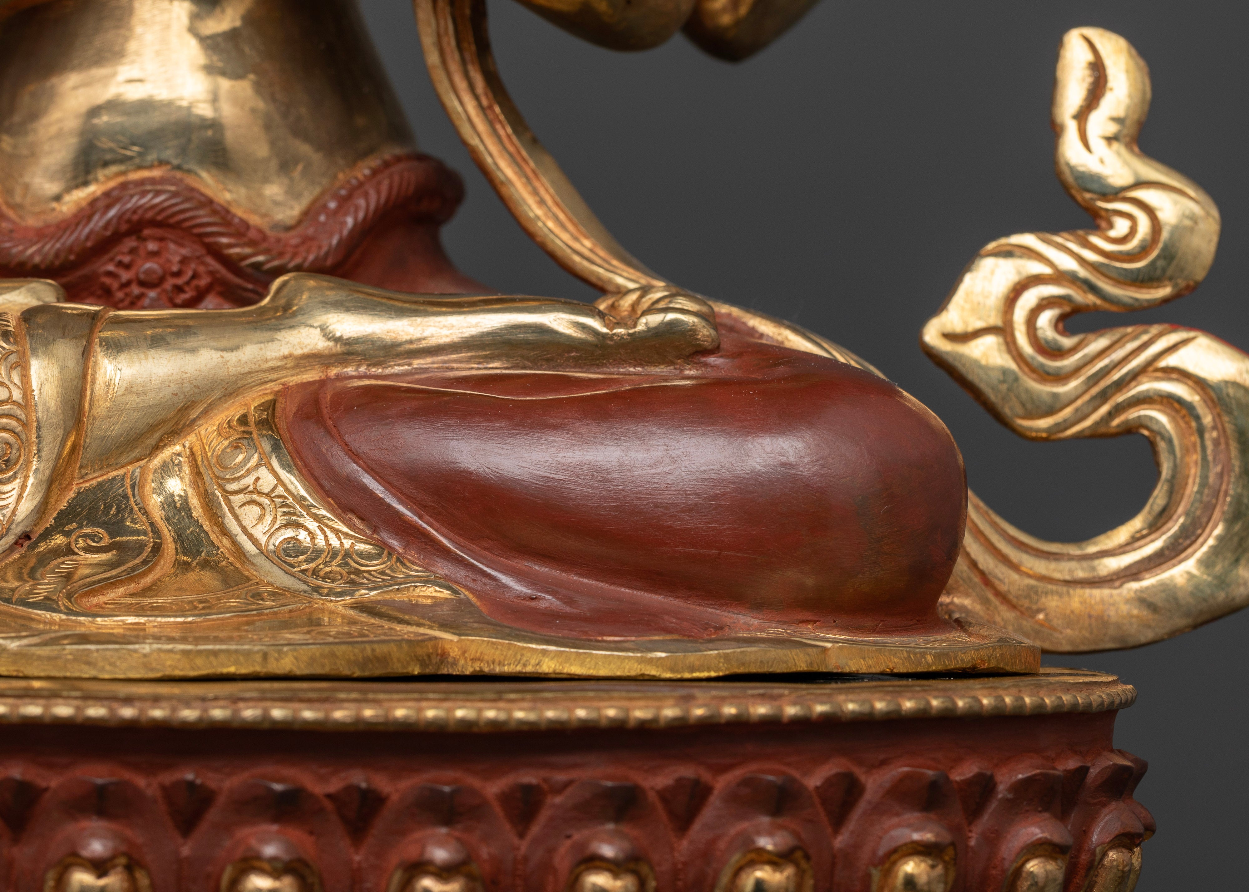 Four-Armed Chenrezig Statue: A Symbol of Spiritual Evolution