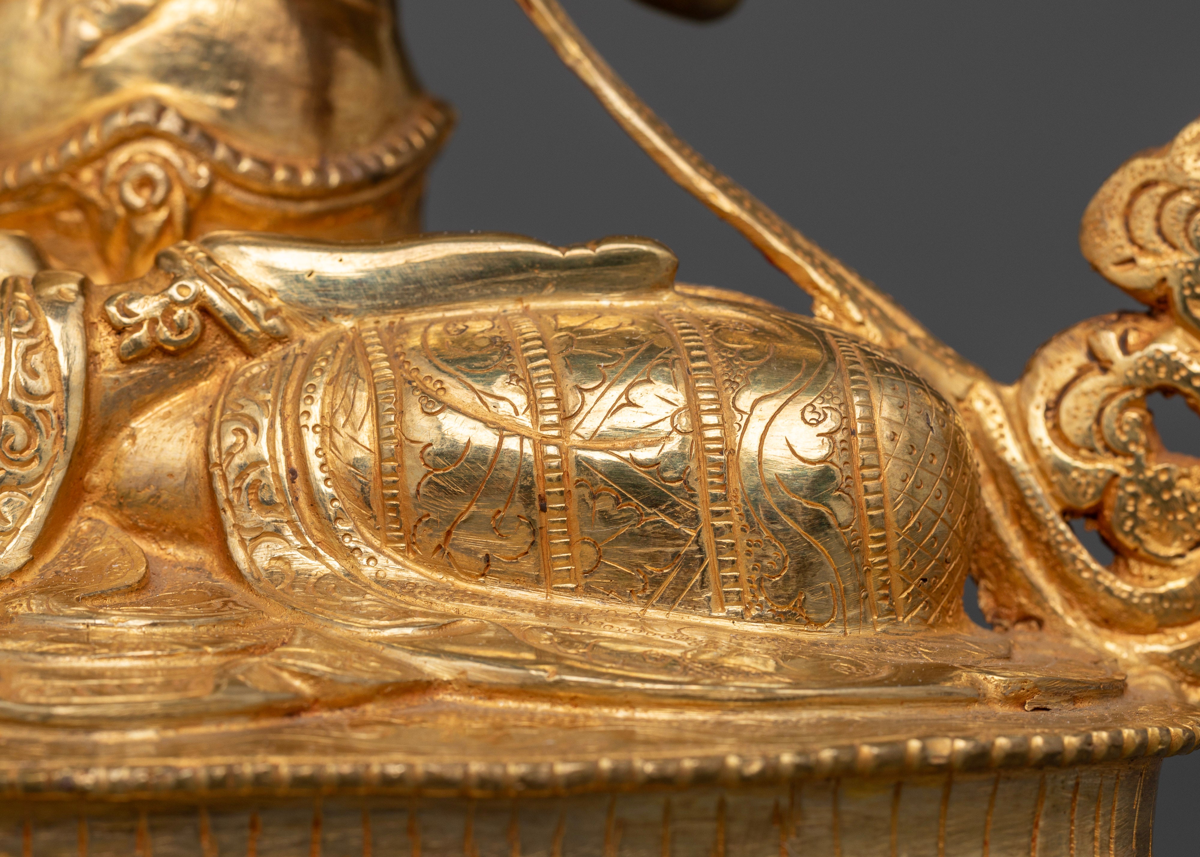 Manjushri Statue: Embodiment of Enlightened Wisdom