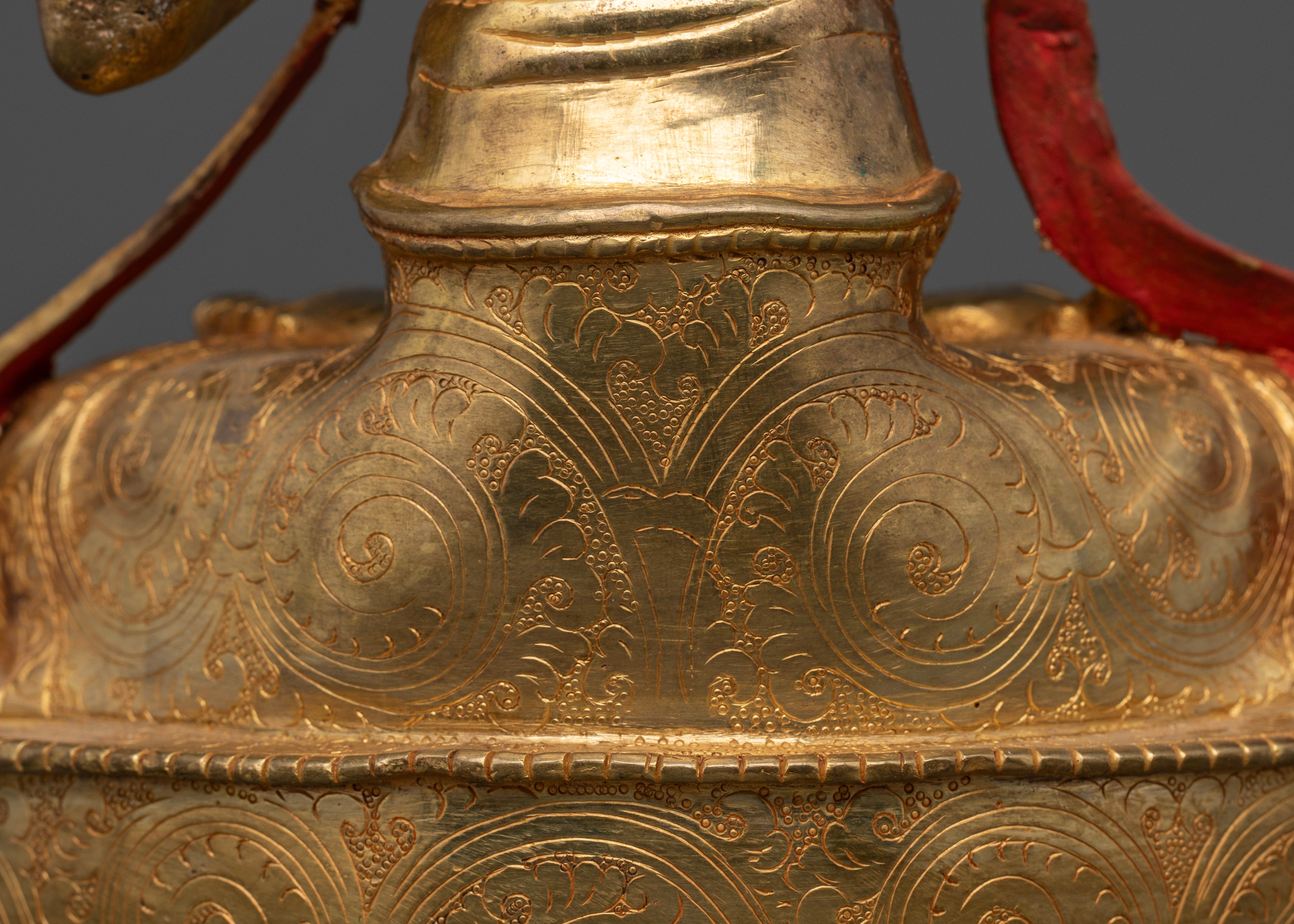 Manjushri Statue: Embodiment of Enlightened Wisdom