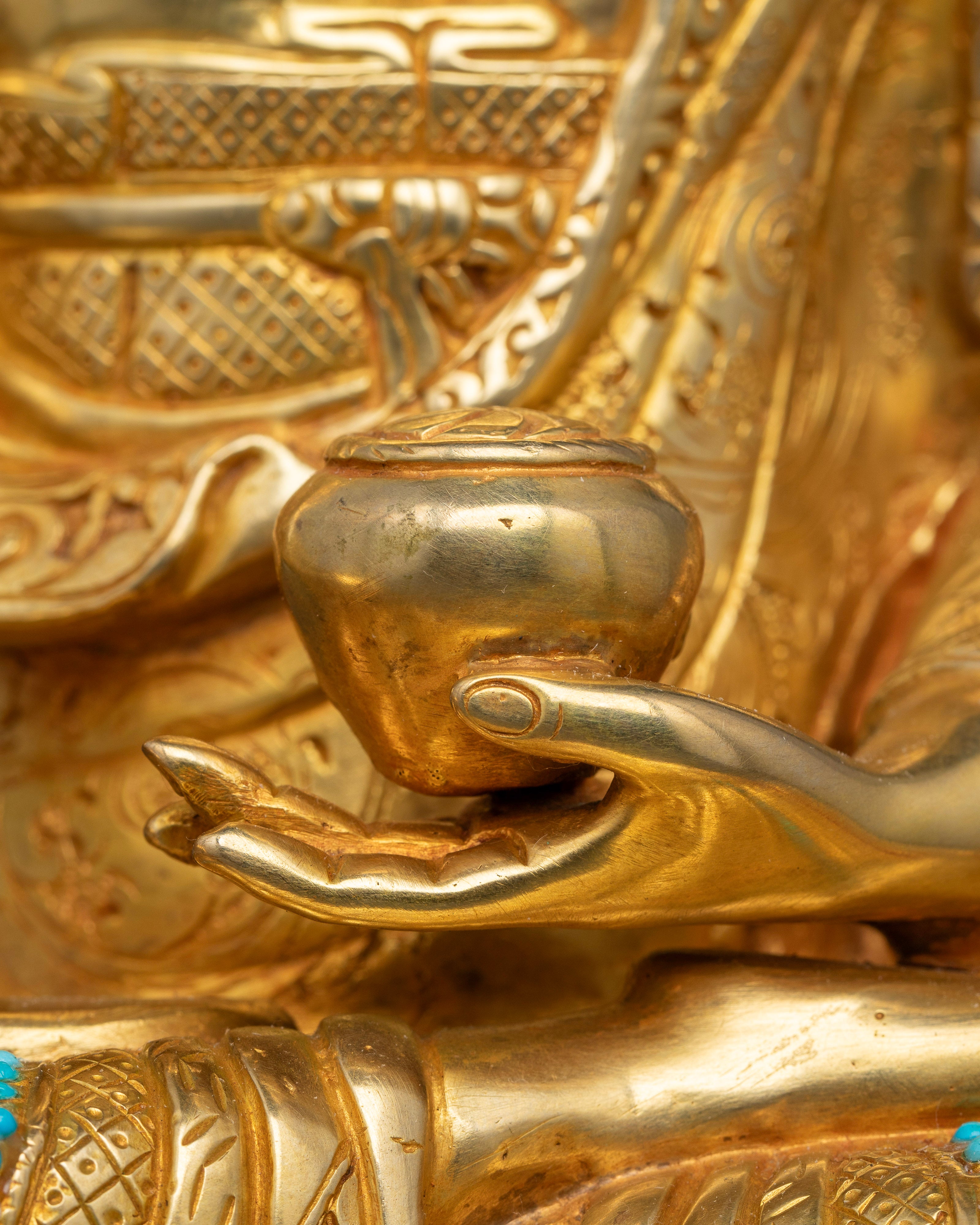 The Serenity of Shakyamuni: Handcrafted Budd
