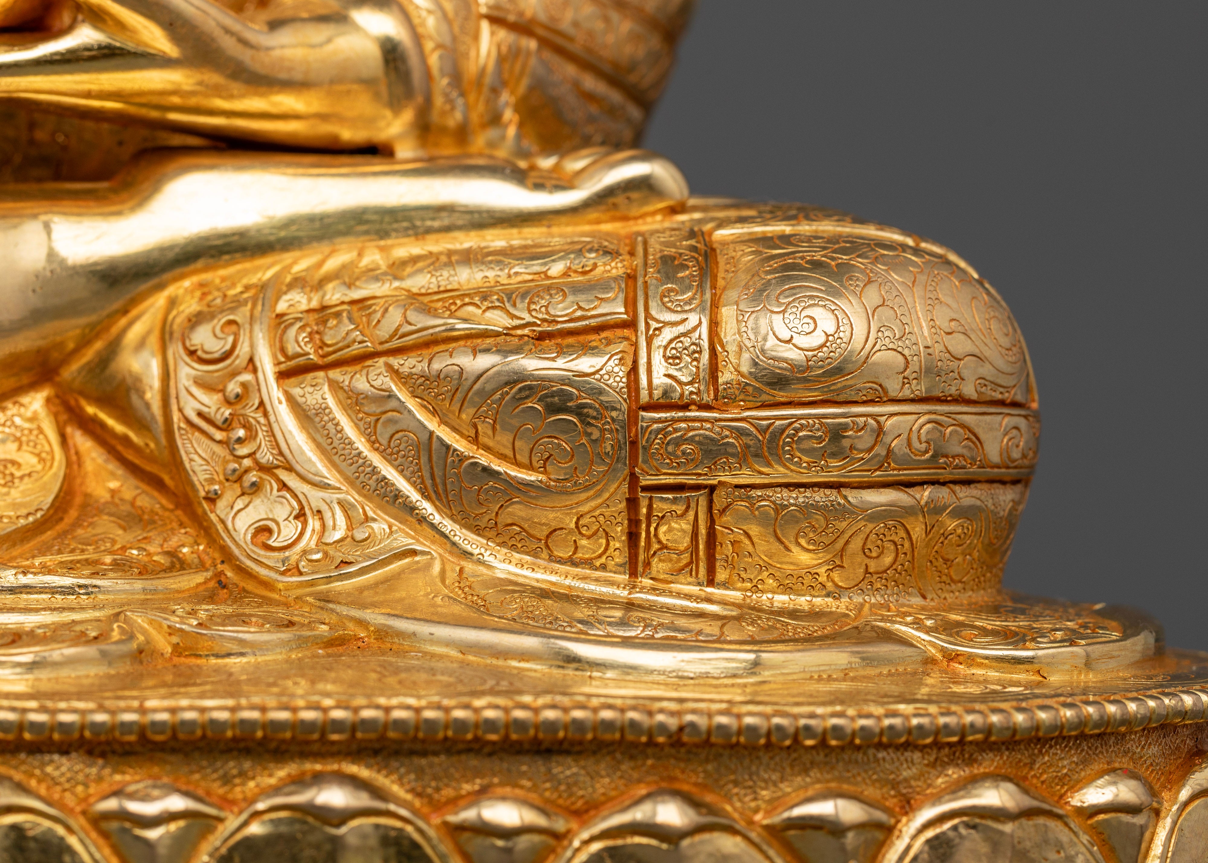 Shakyamuni Buddha: From Historical Figure to Sacred Art