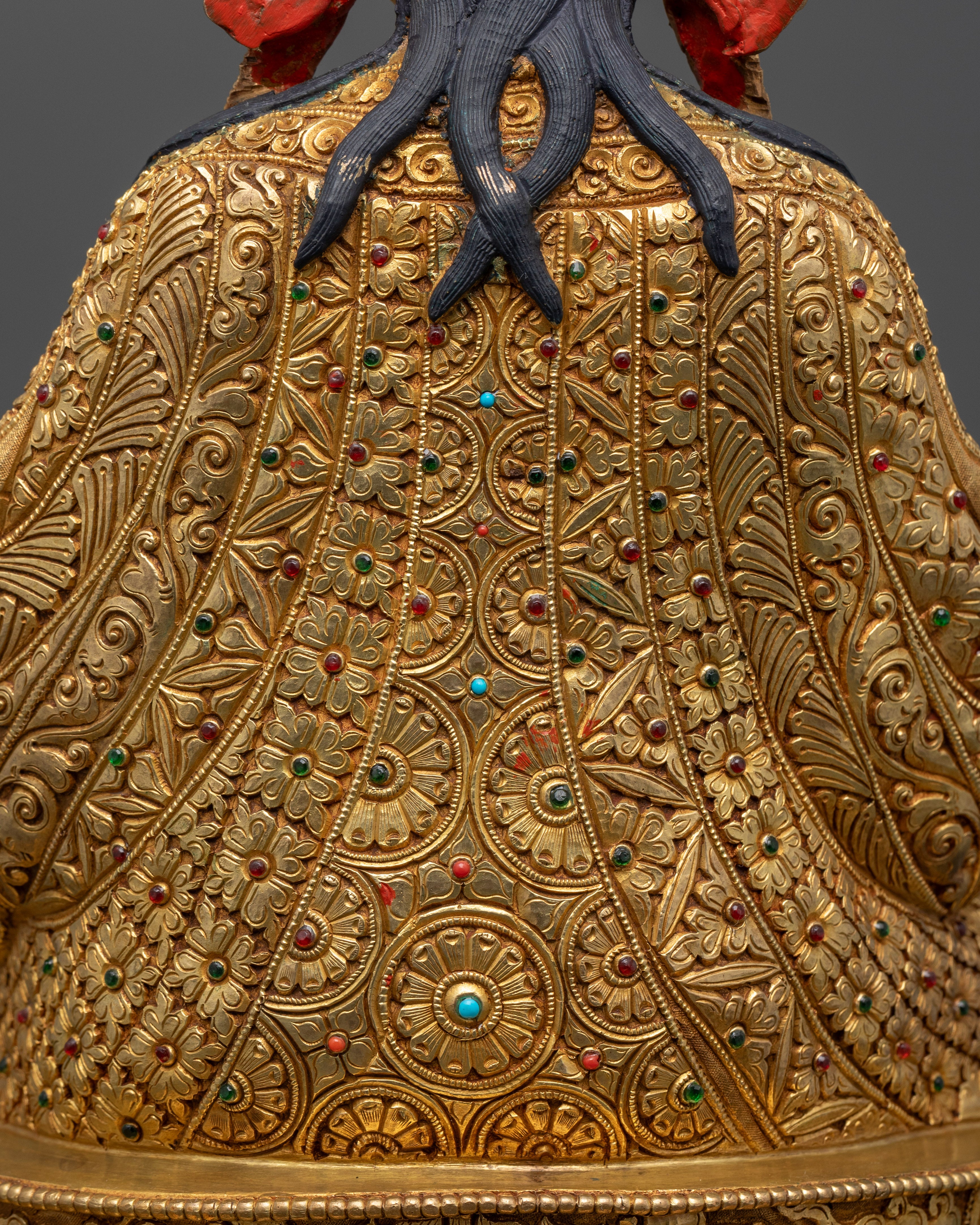 Sacred Padmasambhava Statue on Throne: Unique Nepalese Sculpture