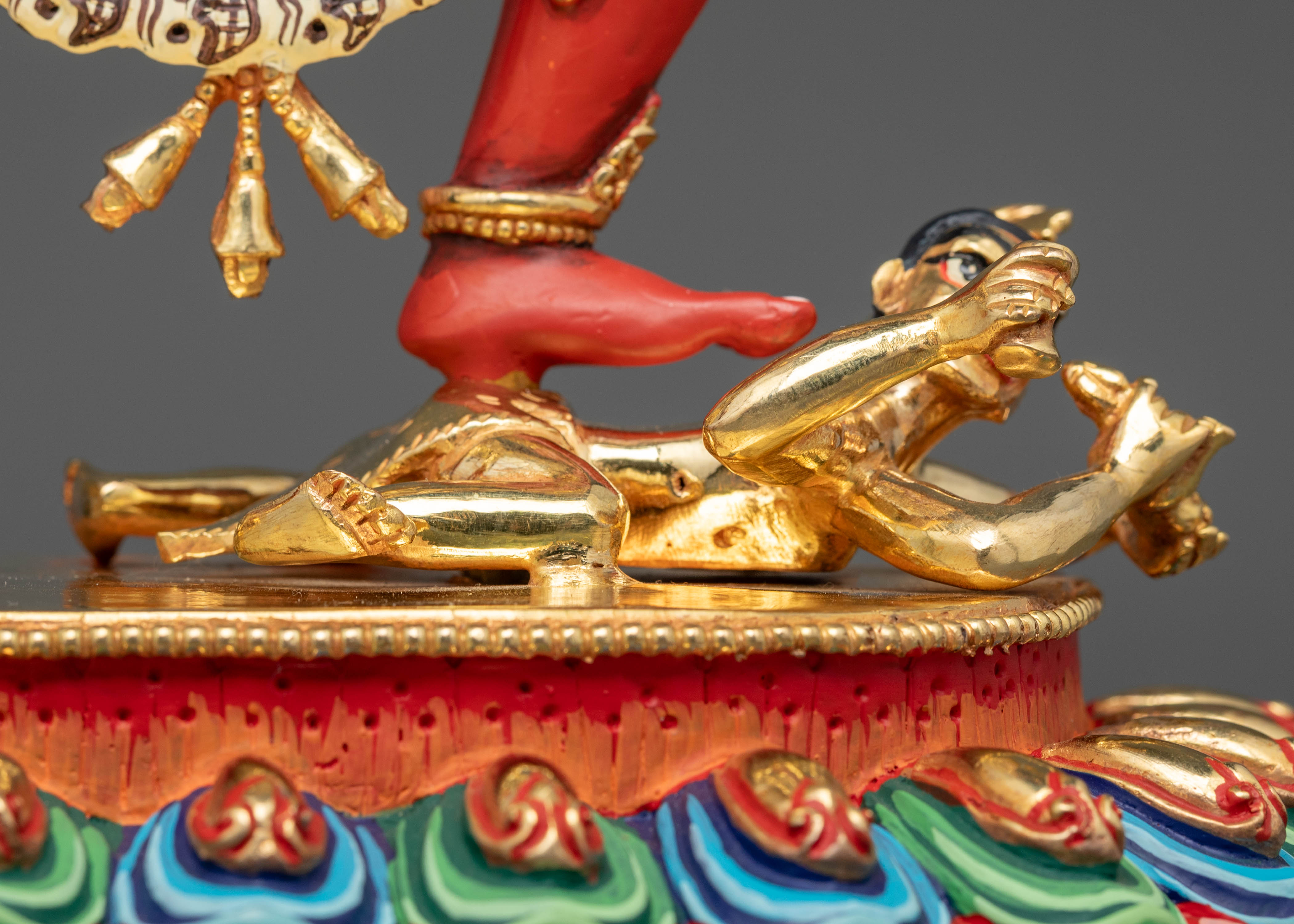 Artistic Vajrayogini Statue with Stunning Fire Halo Design