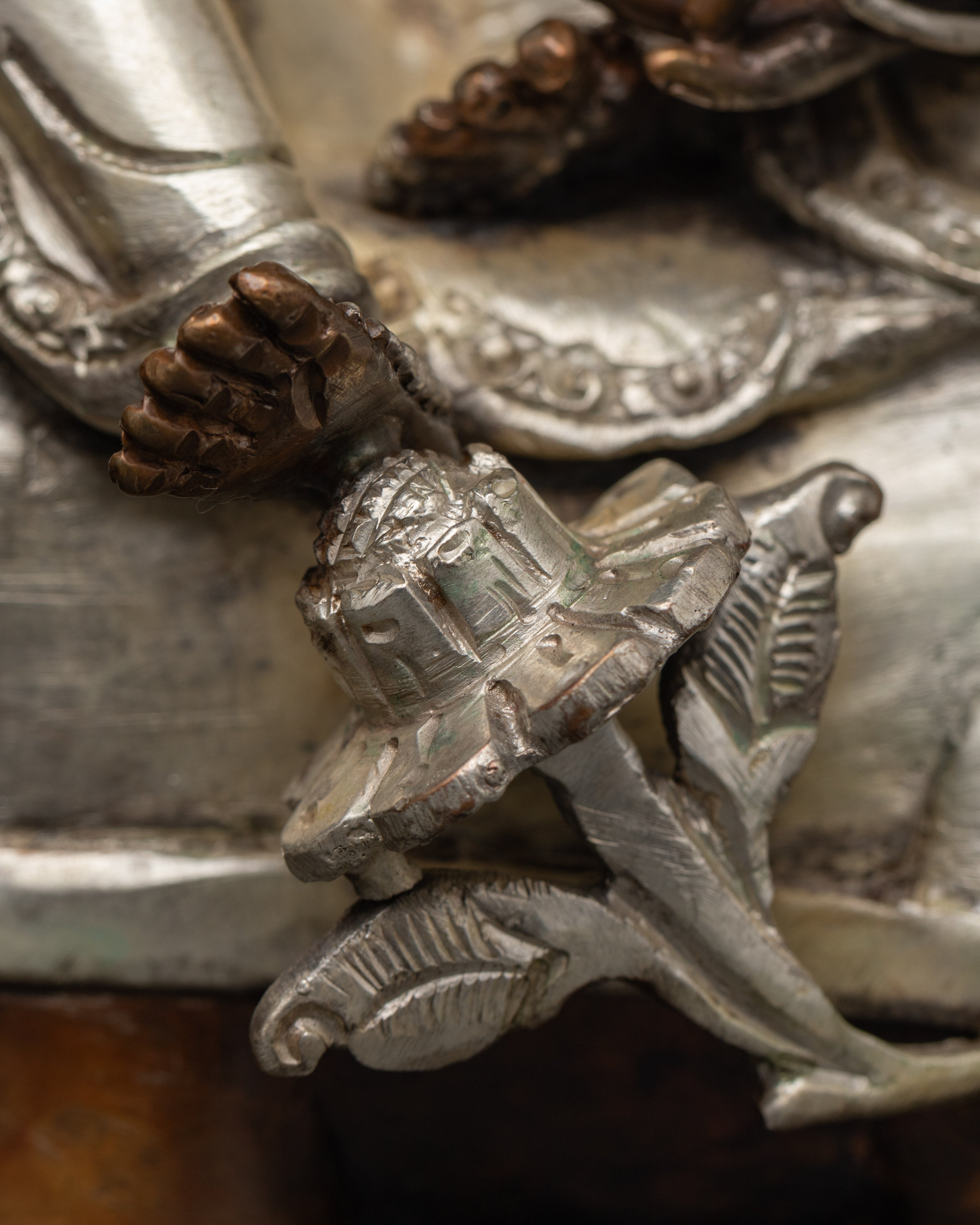 Unique Bodhisattva Statue: Perfect for Collectors