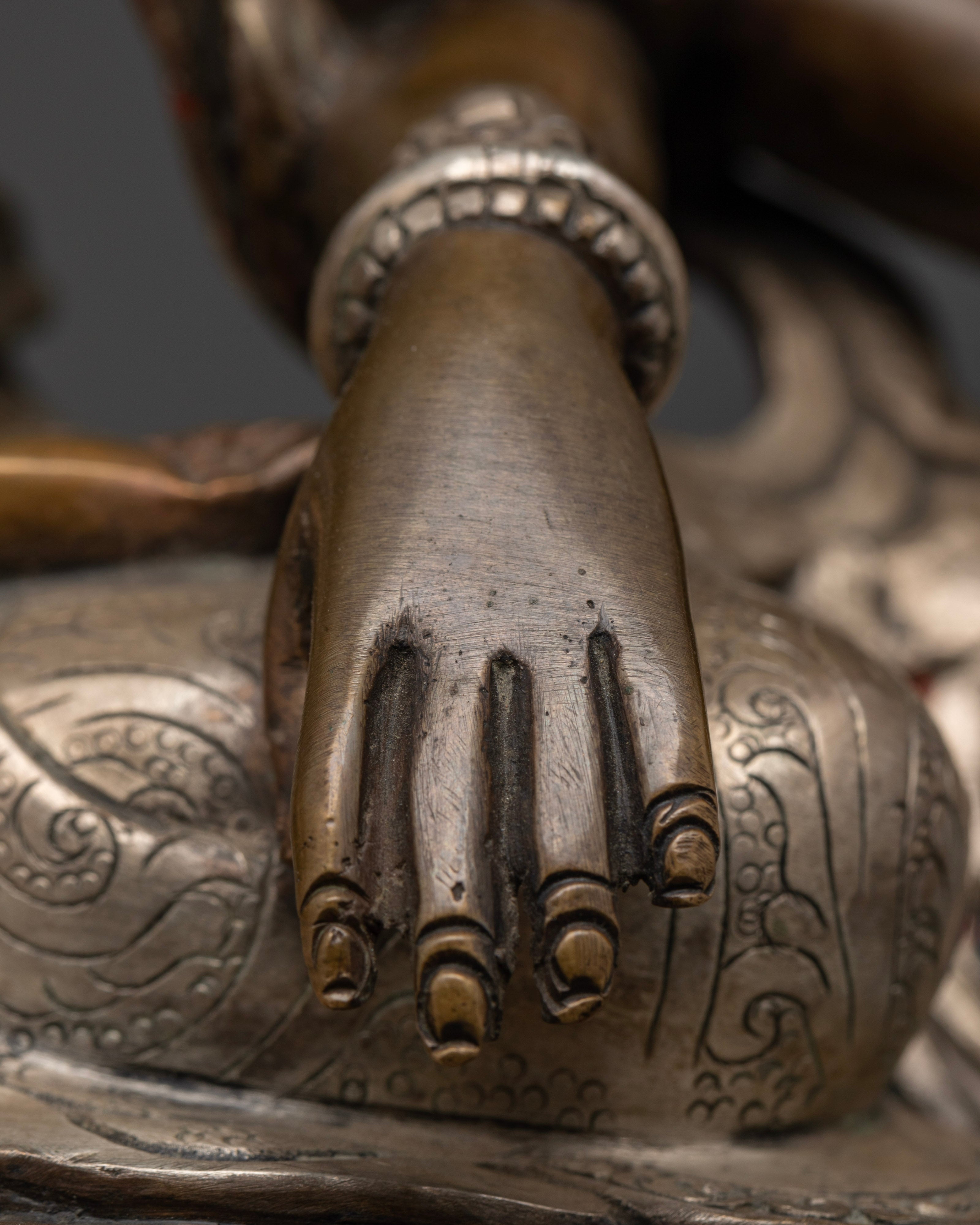 Mahamanjushri Statue: A Timeless Representation of Wisdom