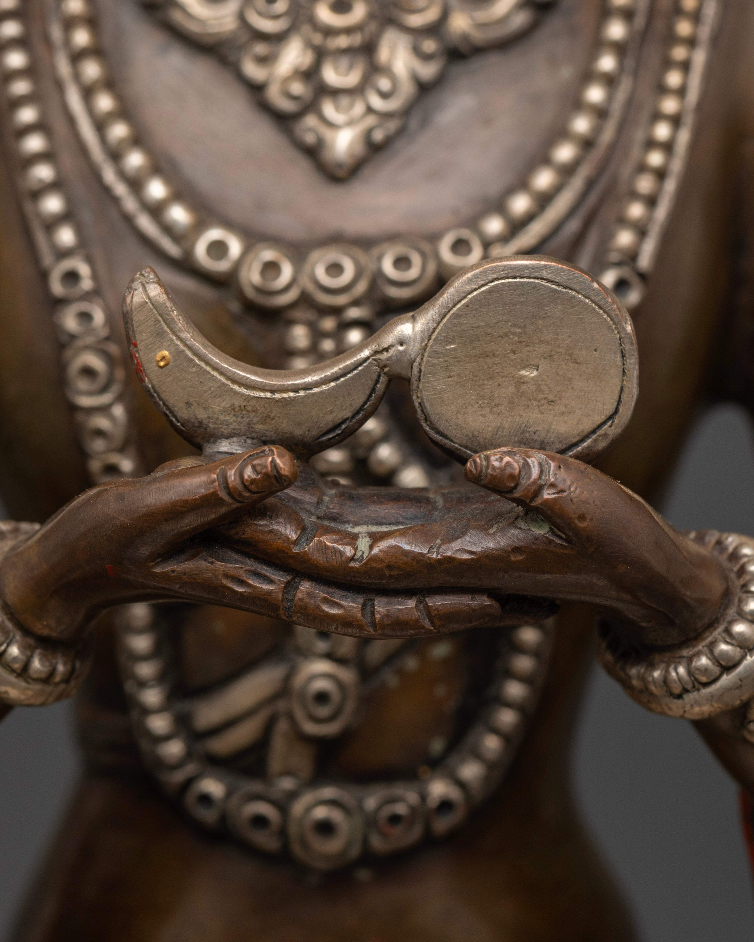 Mahamanjushri Statue: A Timeless Representation of Wisdom