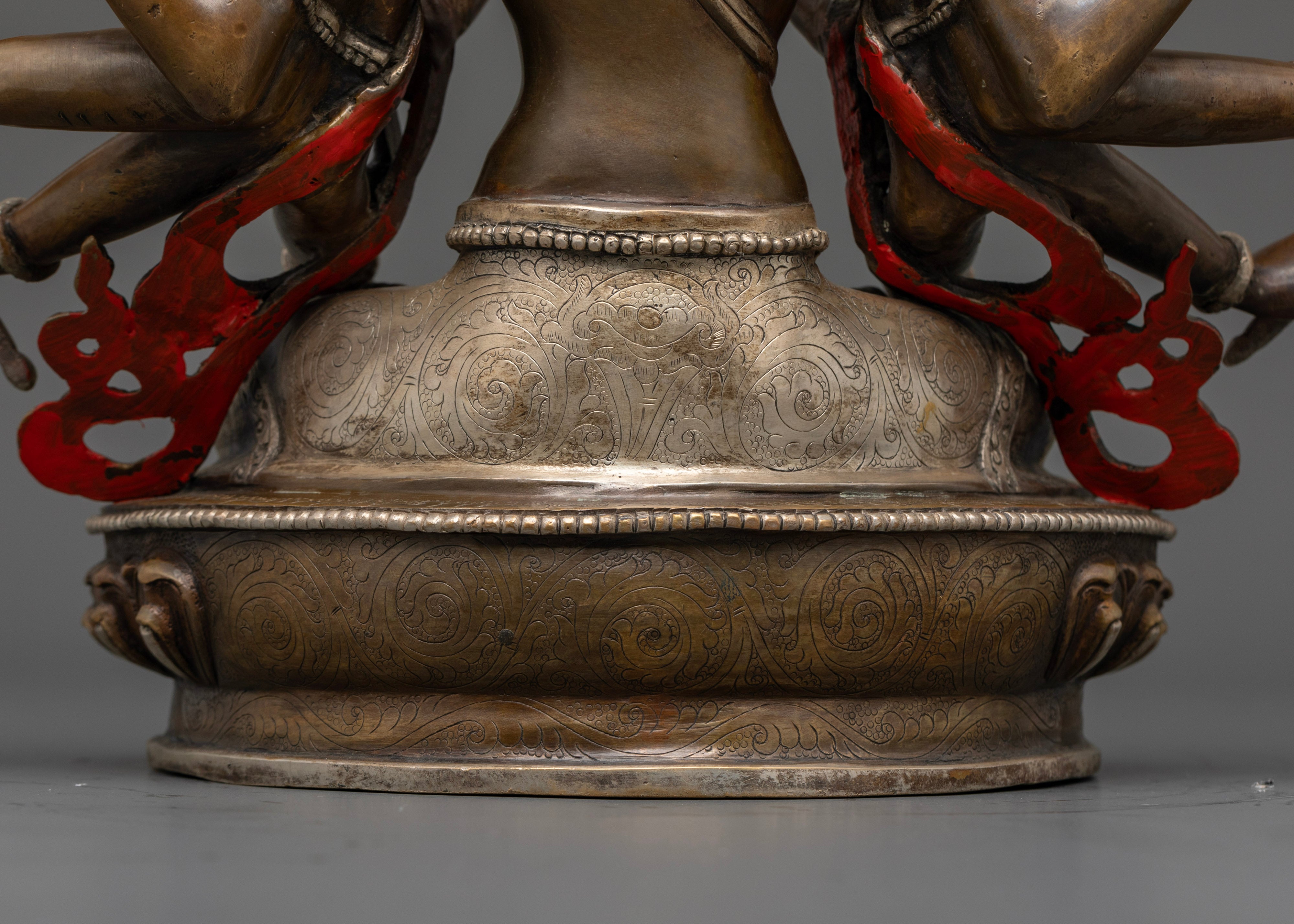 Mahamanjushri Statue: A Timeless Representation of Wisdom