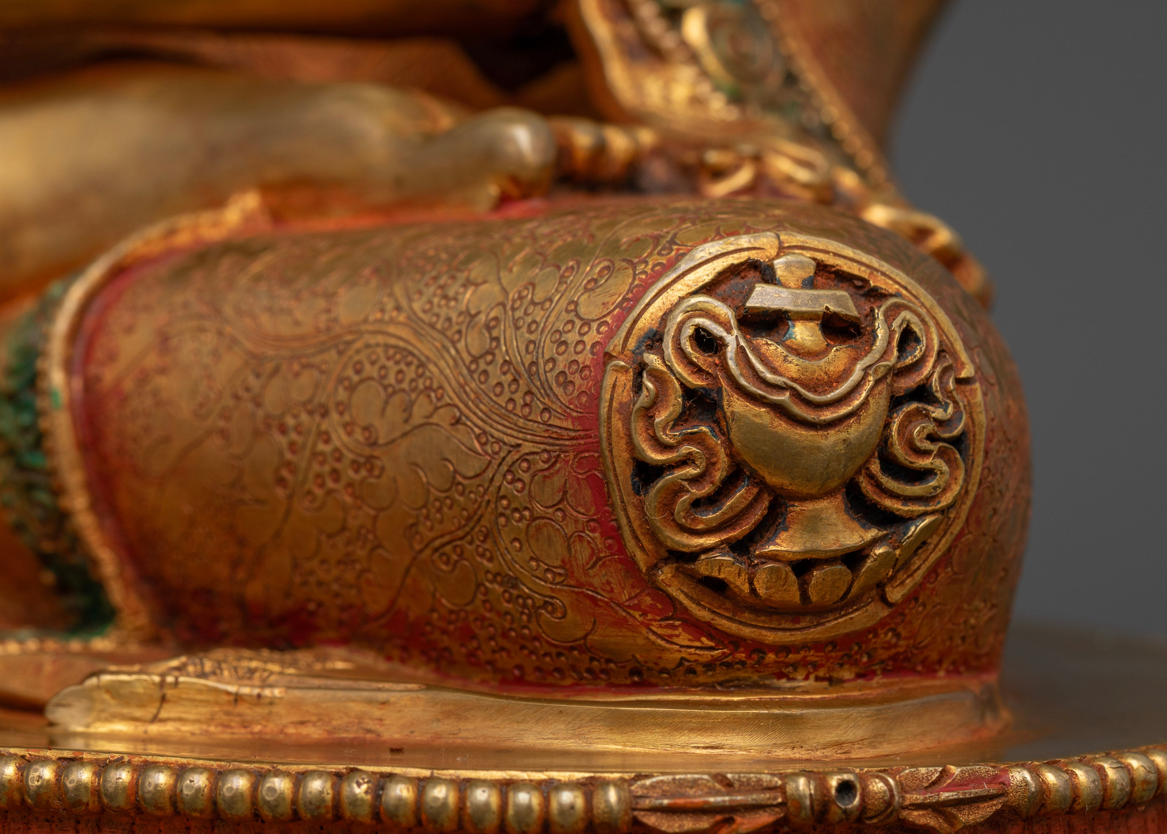 Decorative Amitabha Buddha Statue for Spiritual Spaces