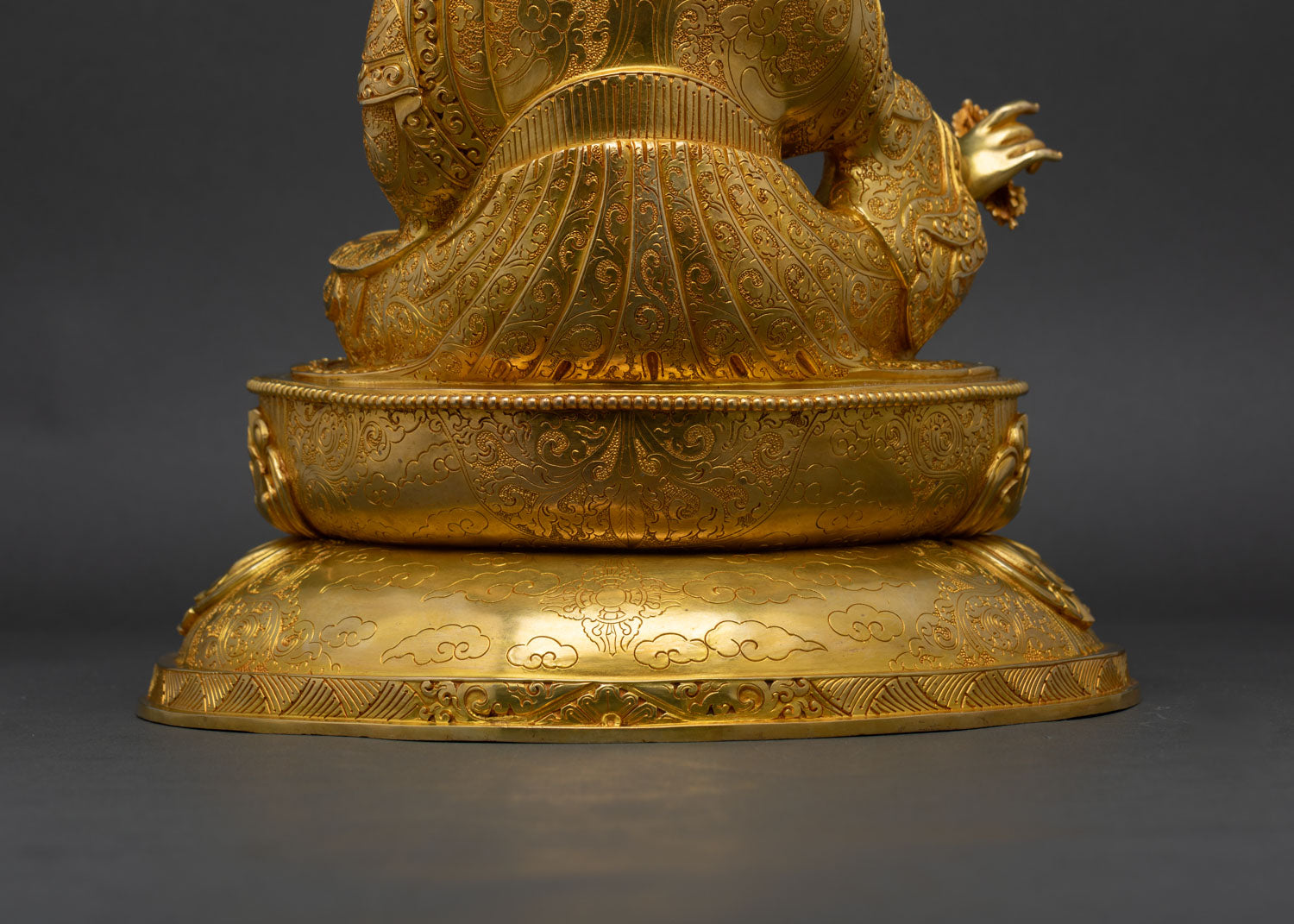 Guru Rinpoche Statue