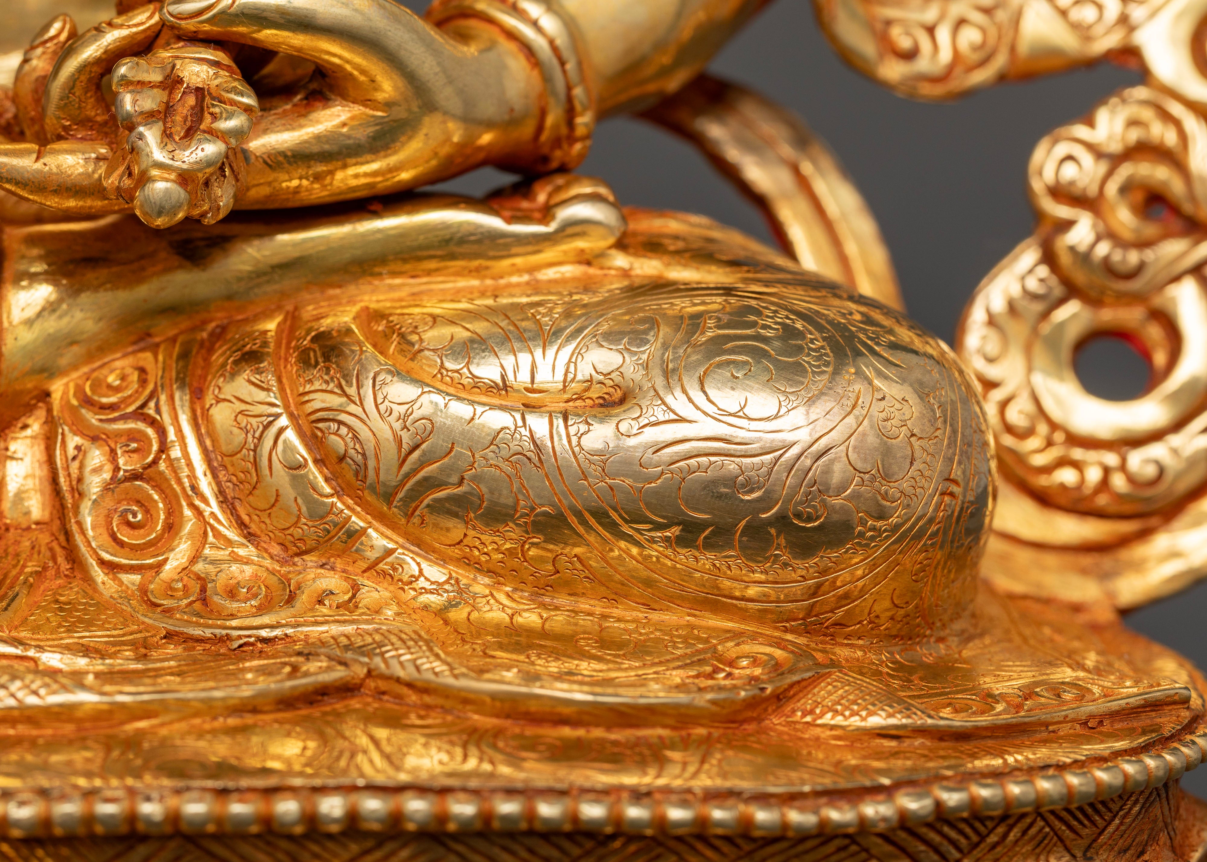 Golden Radiance: The Vajrasattva Statue