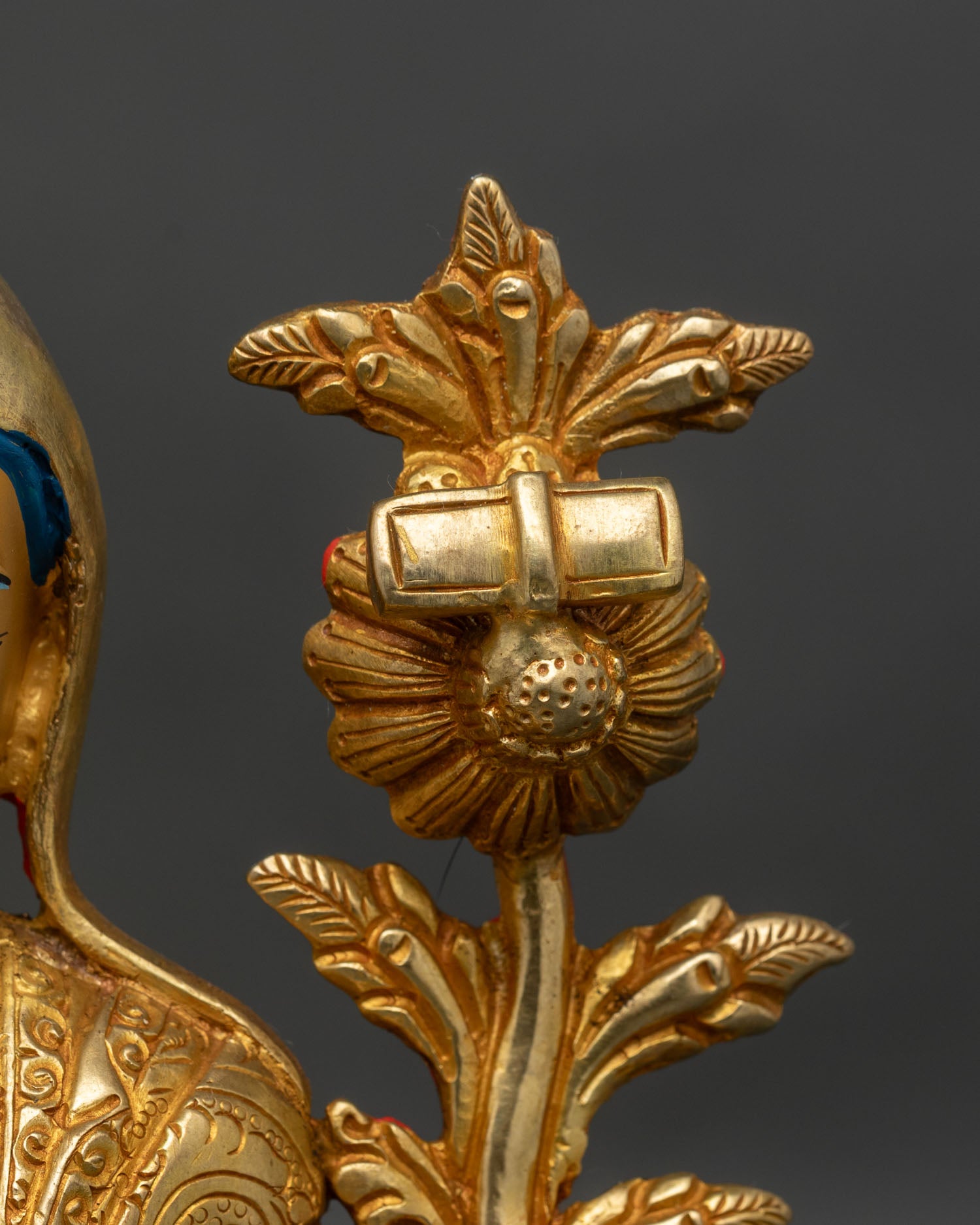 Tsongkhapa Statue – Traditional Handmade Artwork