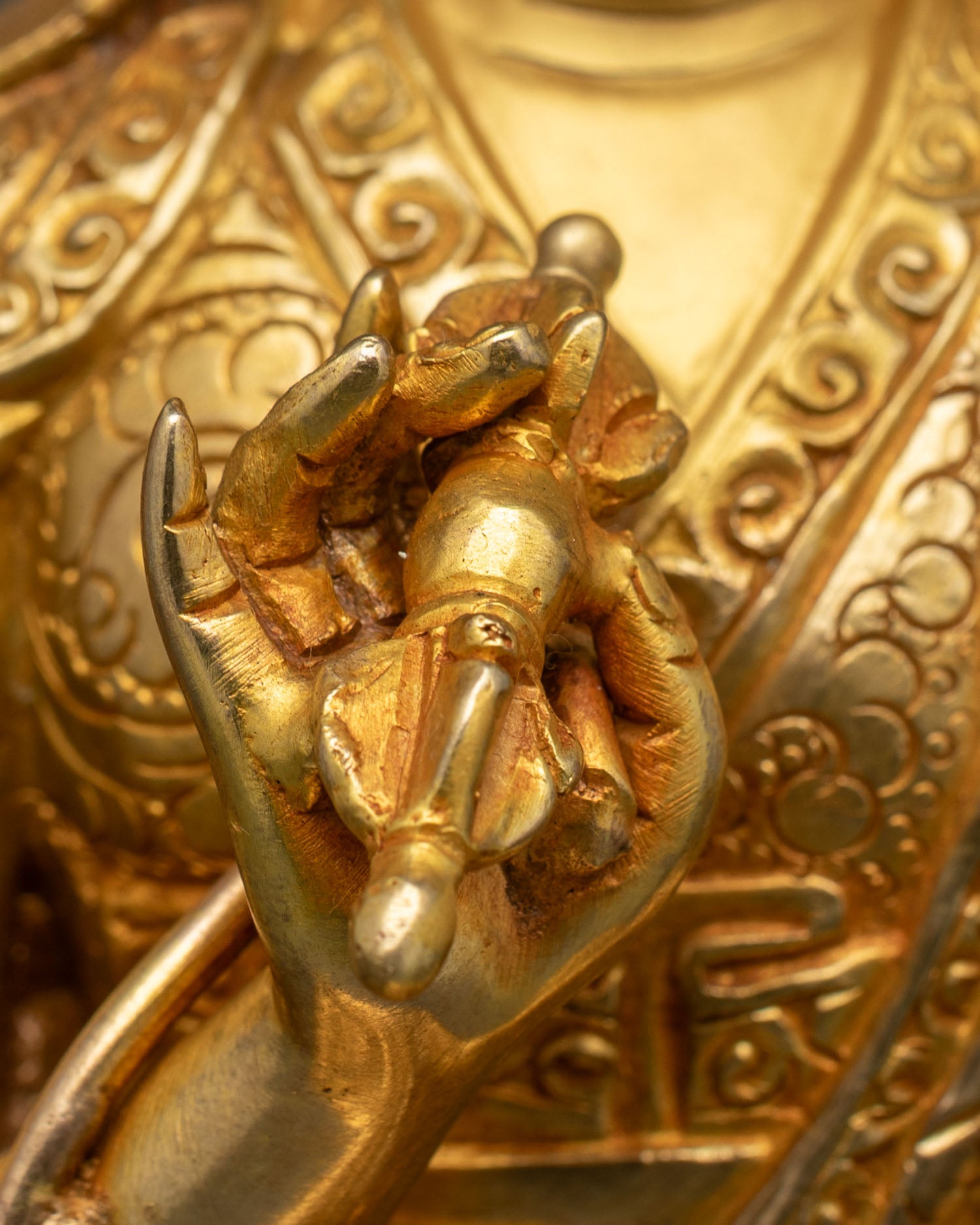 Tsongkhapa Statue – Traditional Handmade Artwork