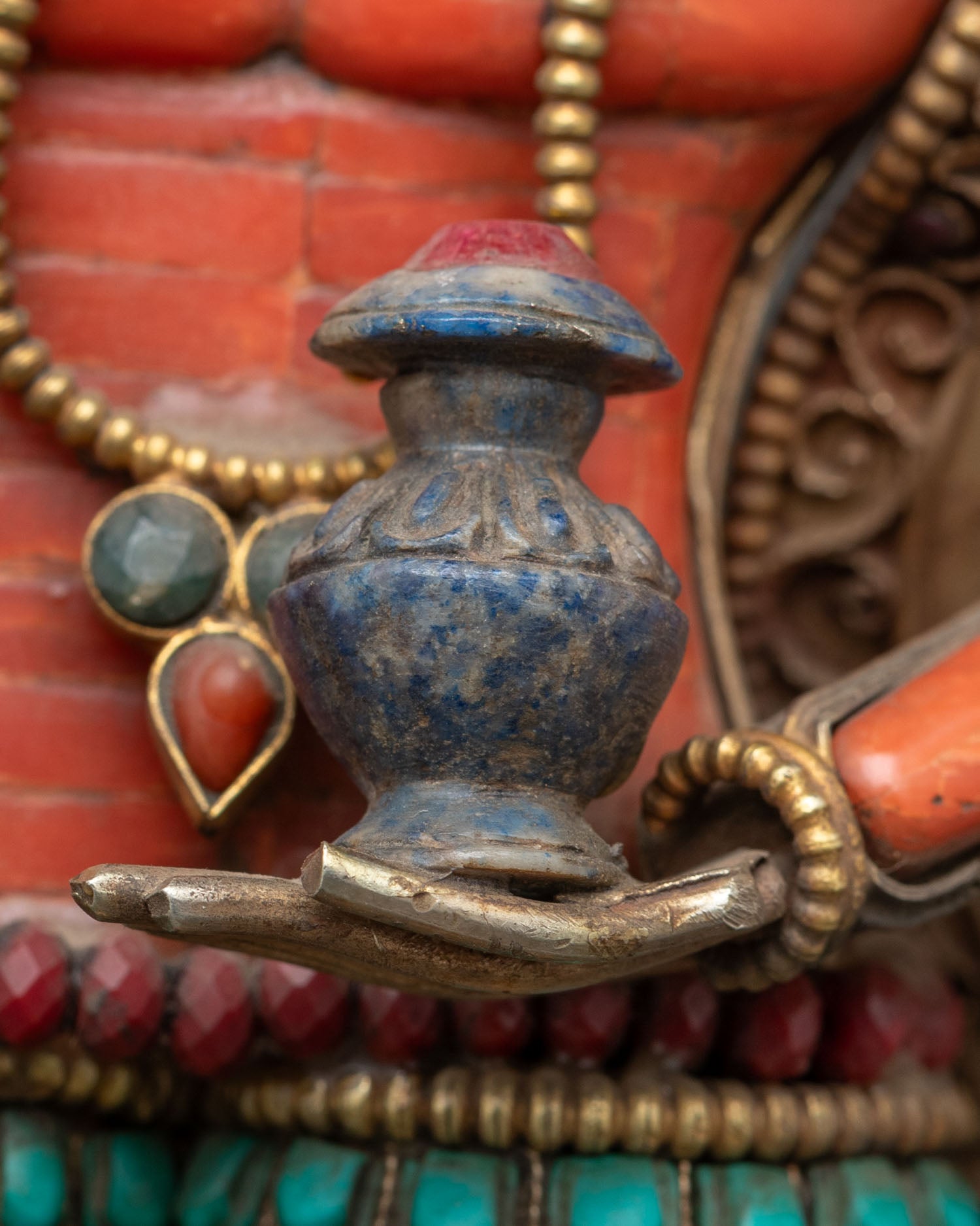 Avalokiteshvara Statue | Symbol of Infinite Compassion