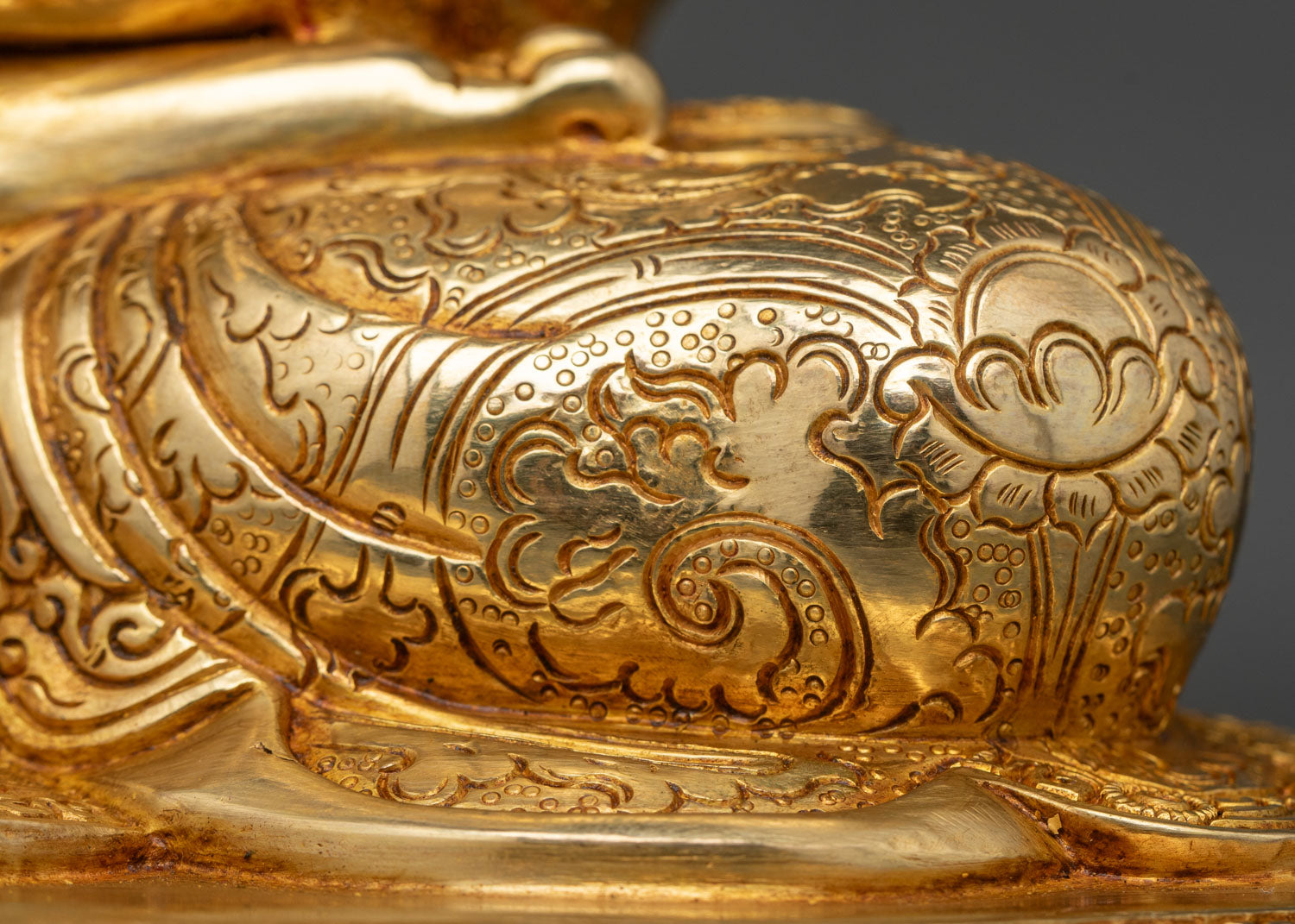 Shakyamuni Buddha Statue