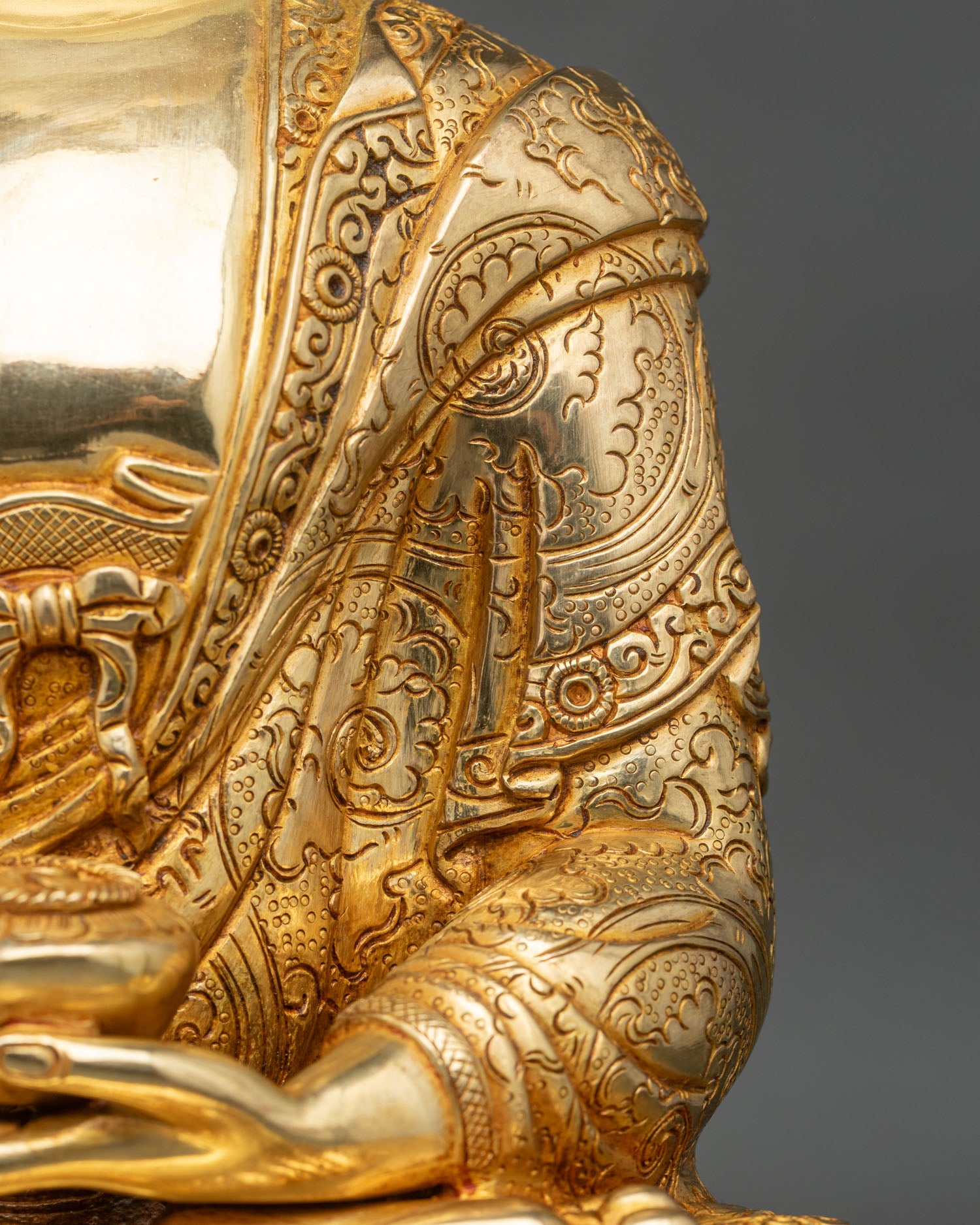 Shakyamuni Buddha Statue