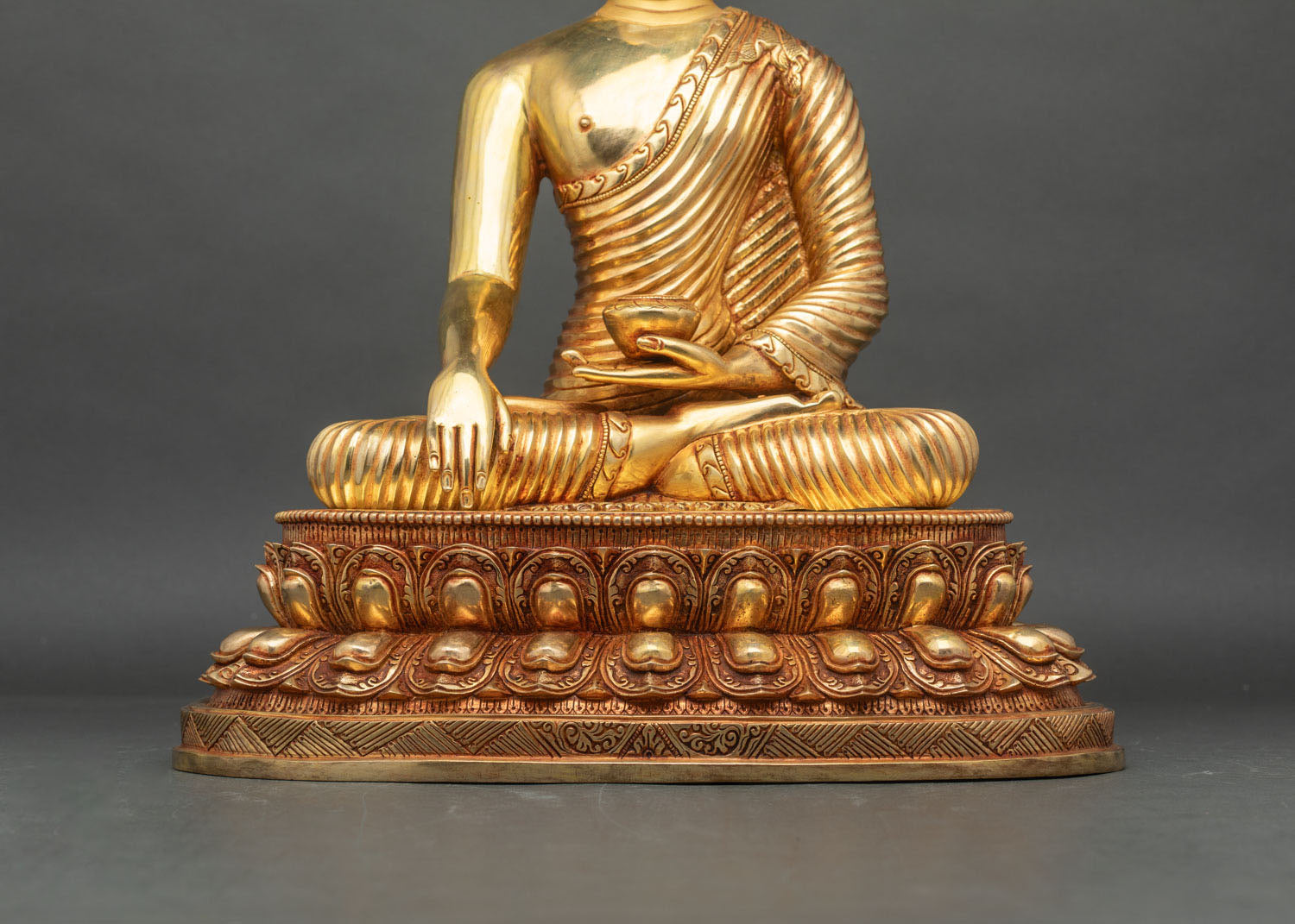 Shakyamuni Buddha Statue