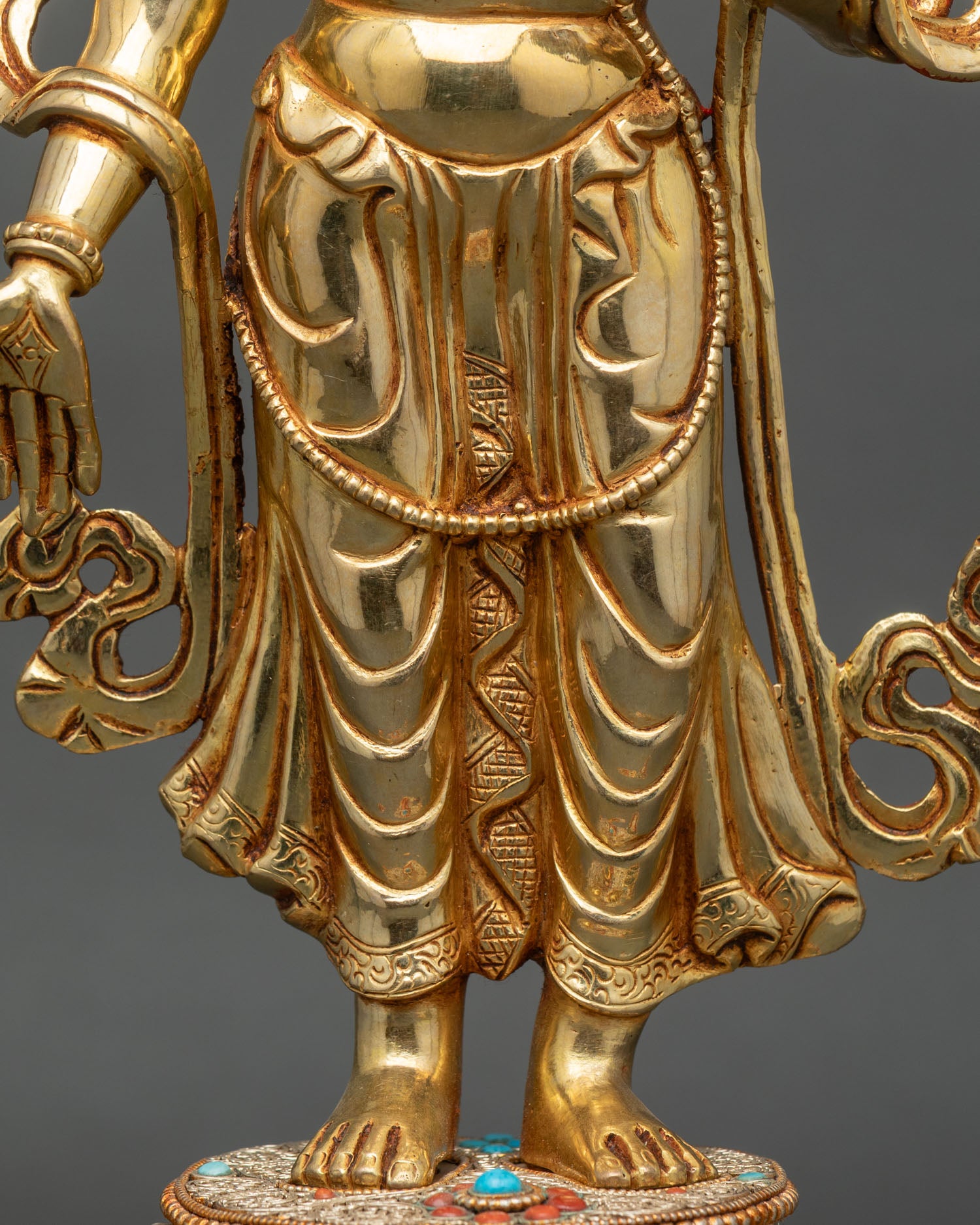 Standing Chenrezig Statue – Tibetan Lokeshwara Sculpture