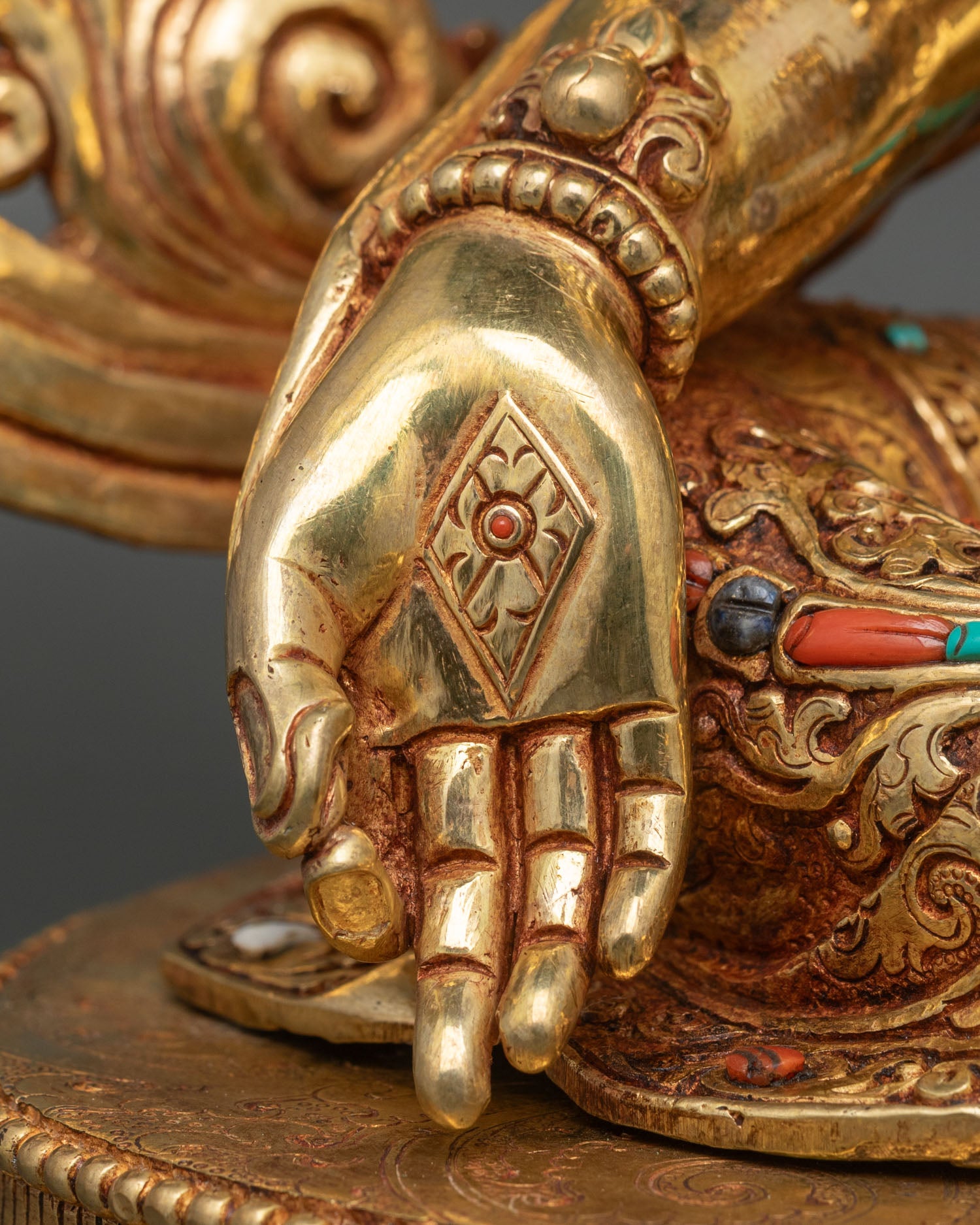 Goddess Green Tara Statue – Symbol of Compassion