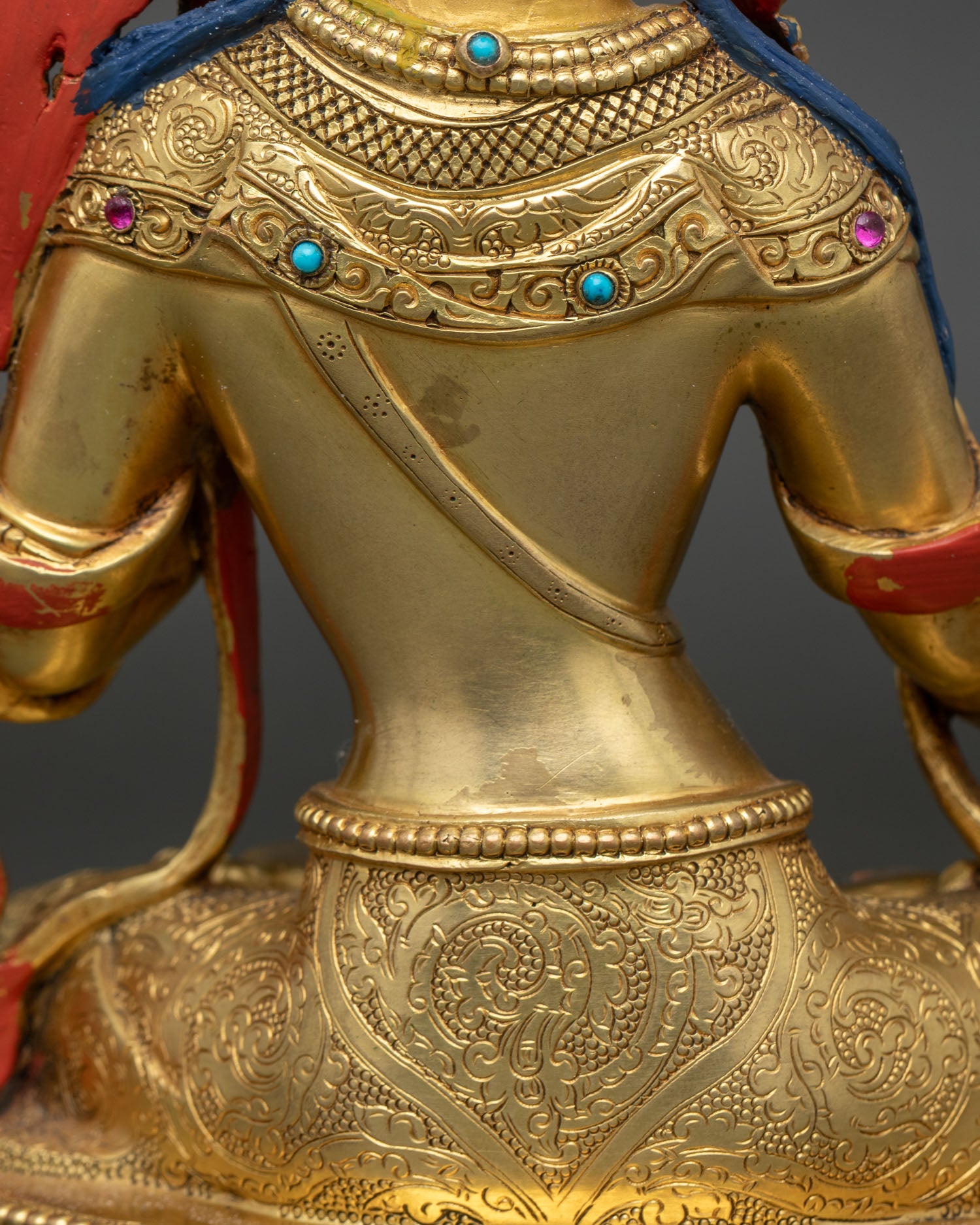 White Tara Statue – Seven-Eyed Goddess of Compassion