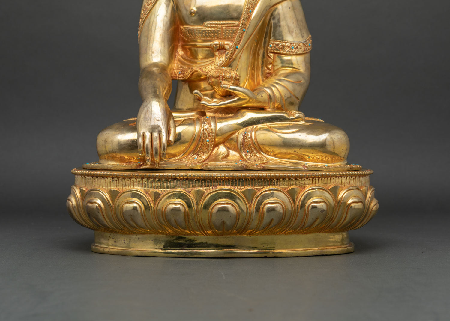 Buddha Shakyamuni Statue | Buddhist Spiritual Decor