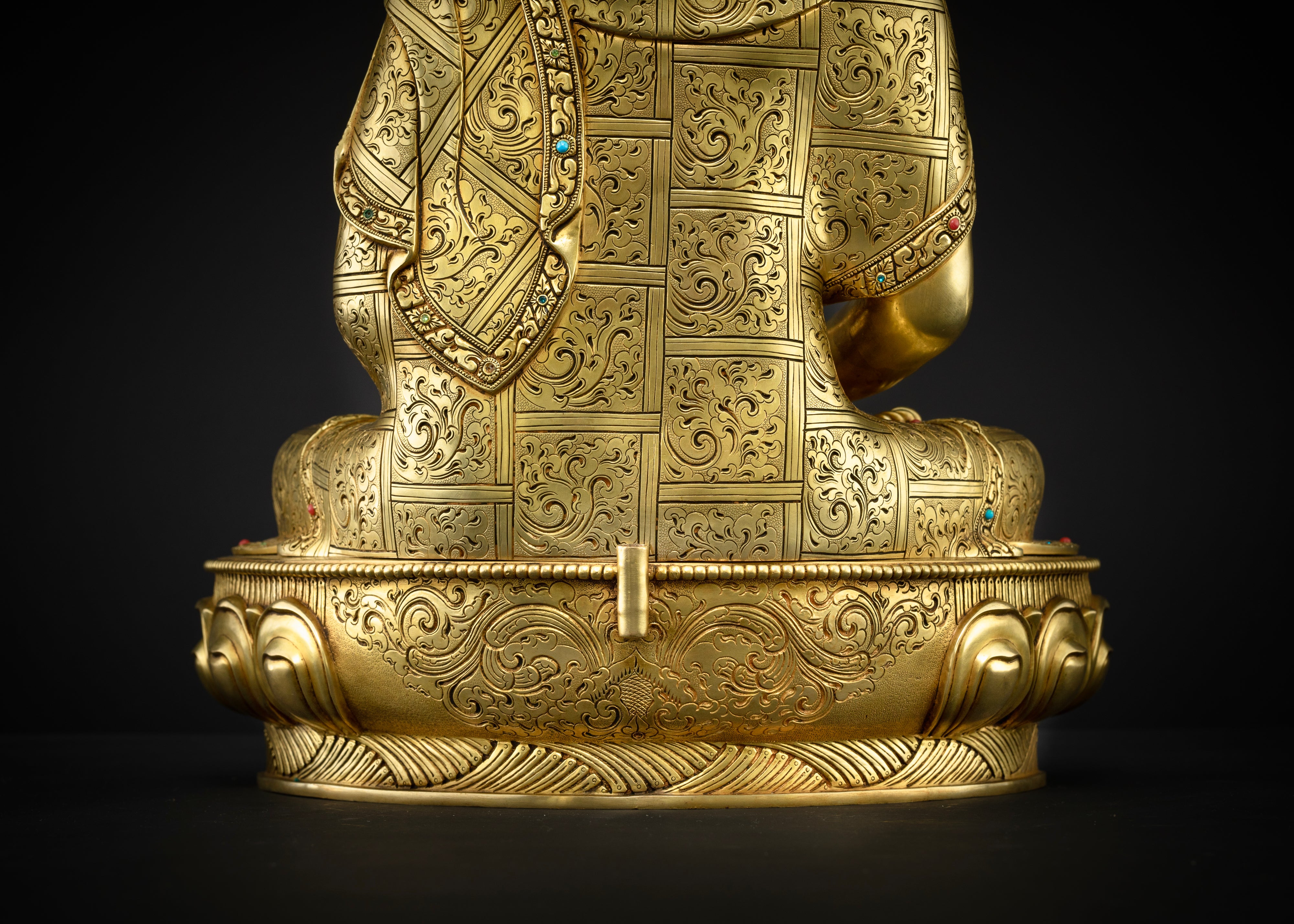 Golden Amitabha Buddha statue | Meditation and Mindfulness