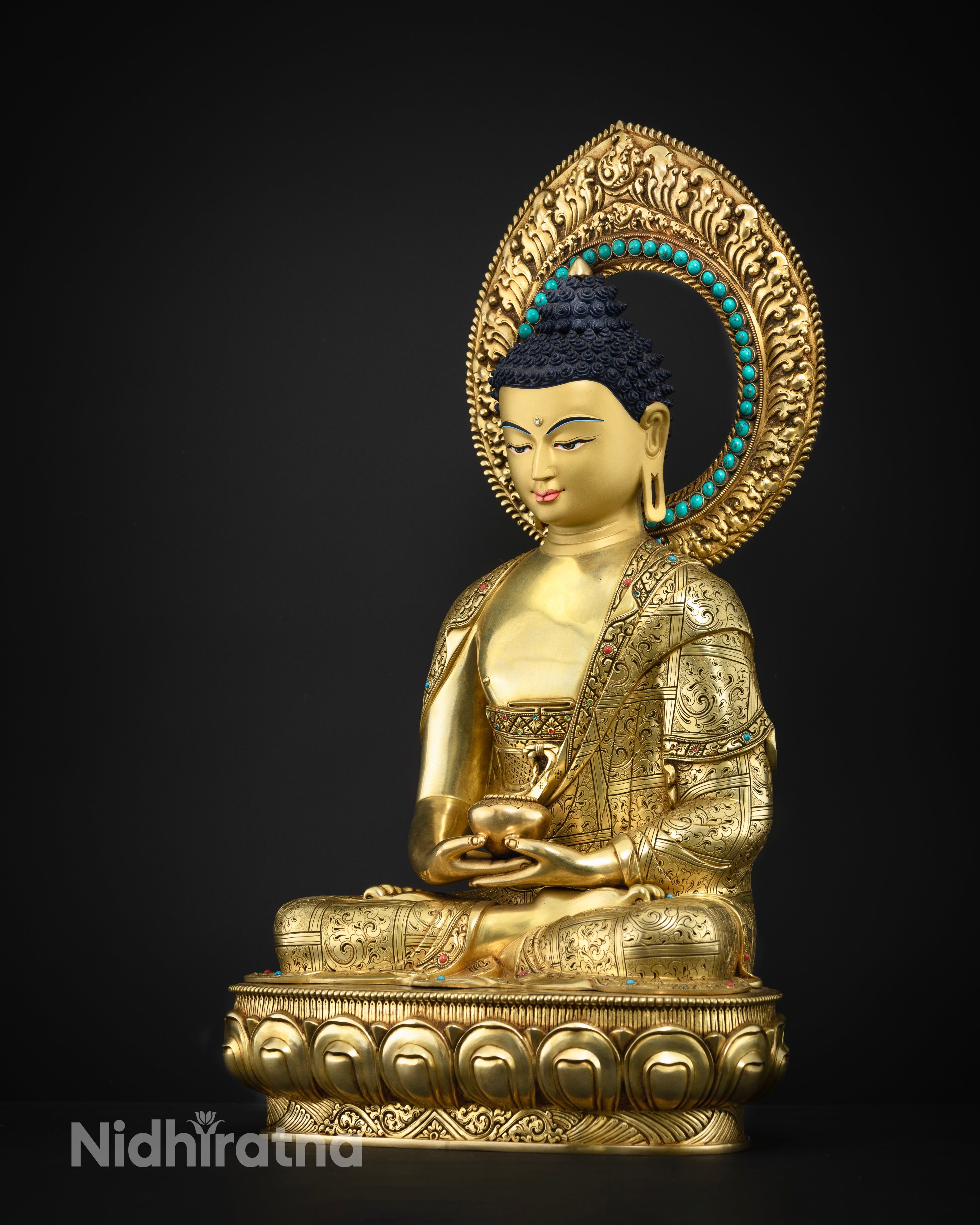 Golden Amitabha Buddha statue | Meditation and Mindfulness