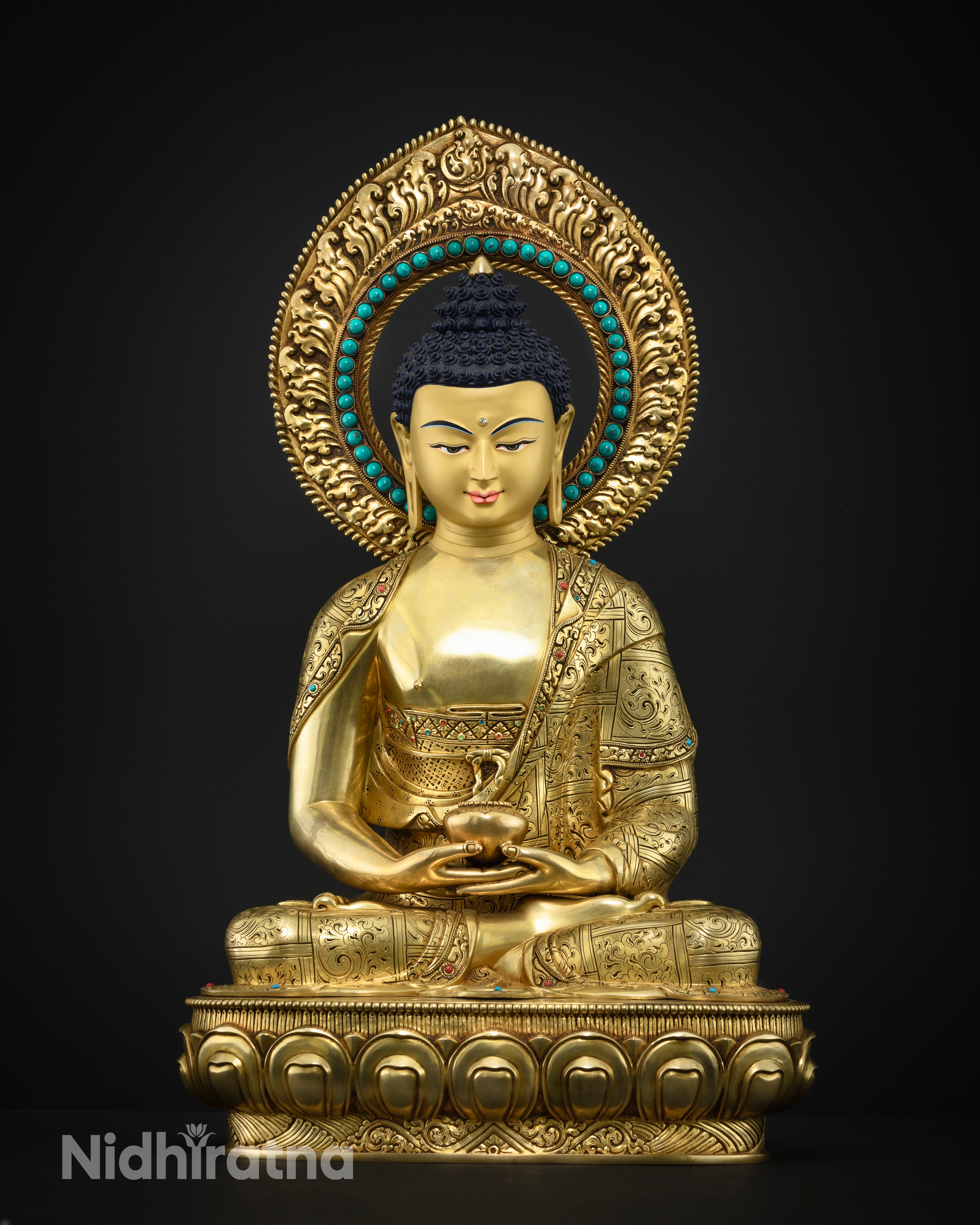 Golden Amitabha Buddha statue | Meditation and Mindfulness