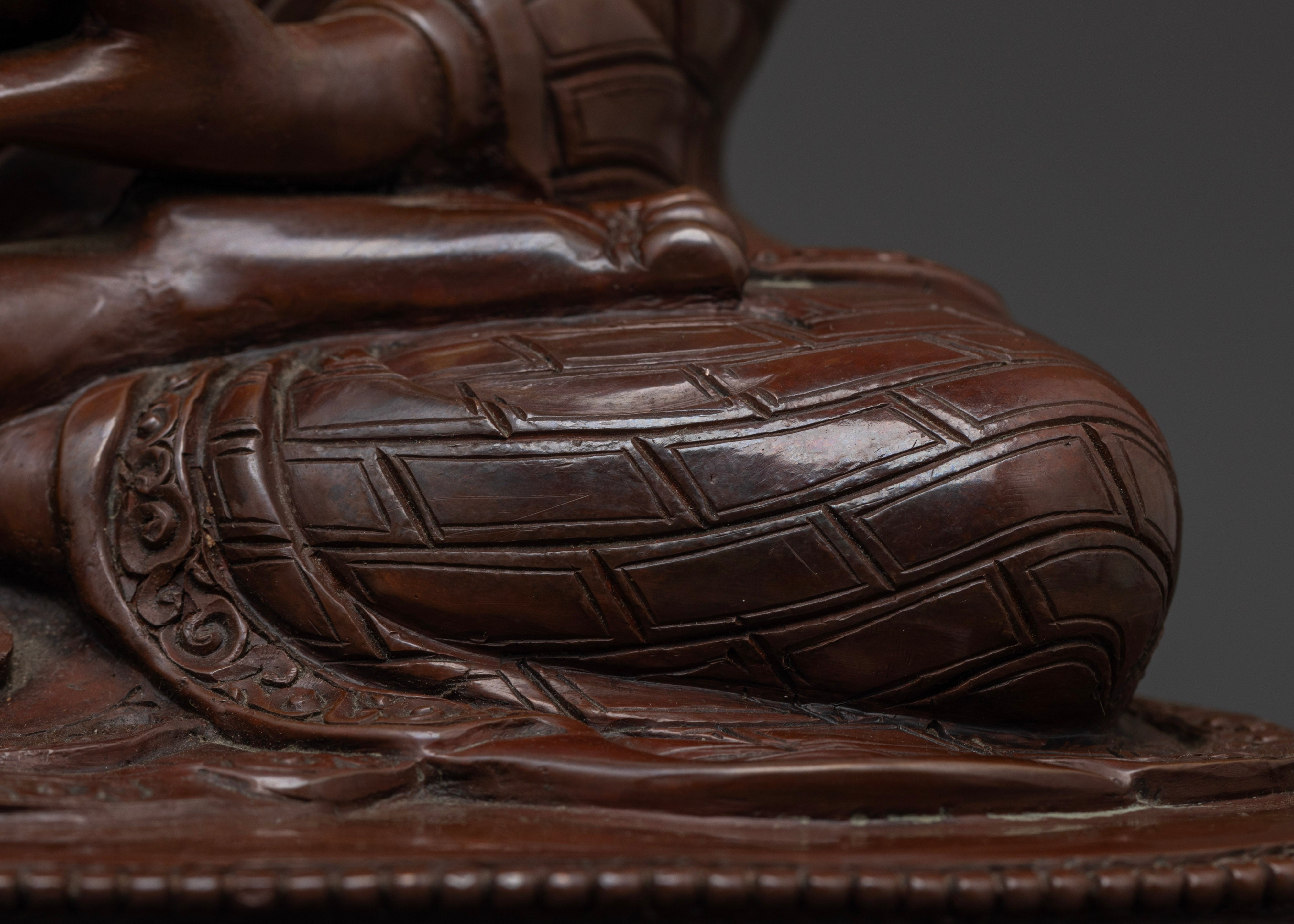 Best-Selling Shakyamuni Buddha Statue: A Symbol of Divine Wisdom