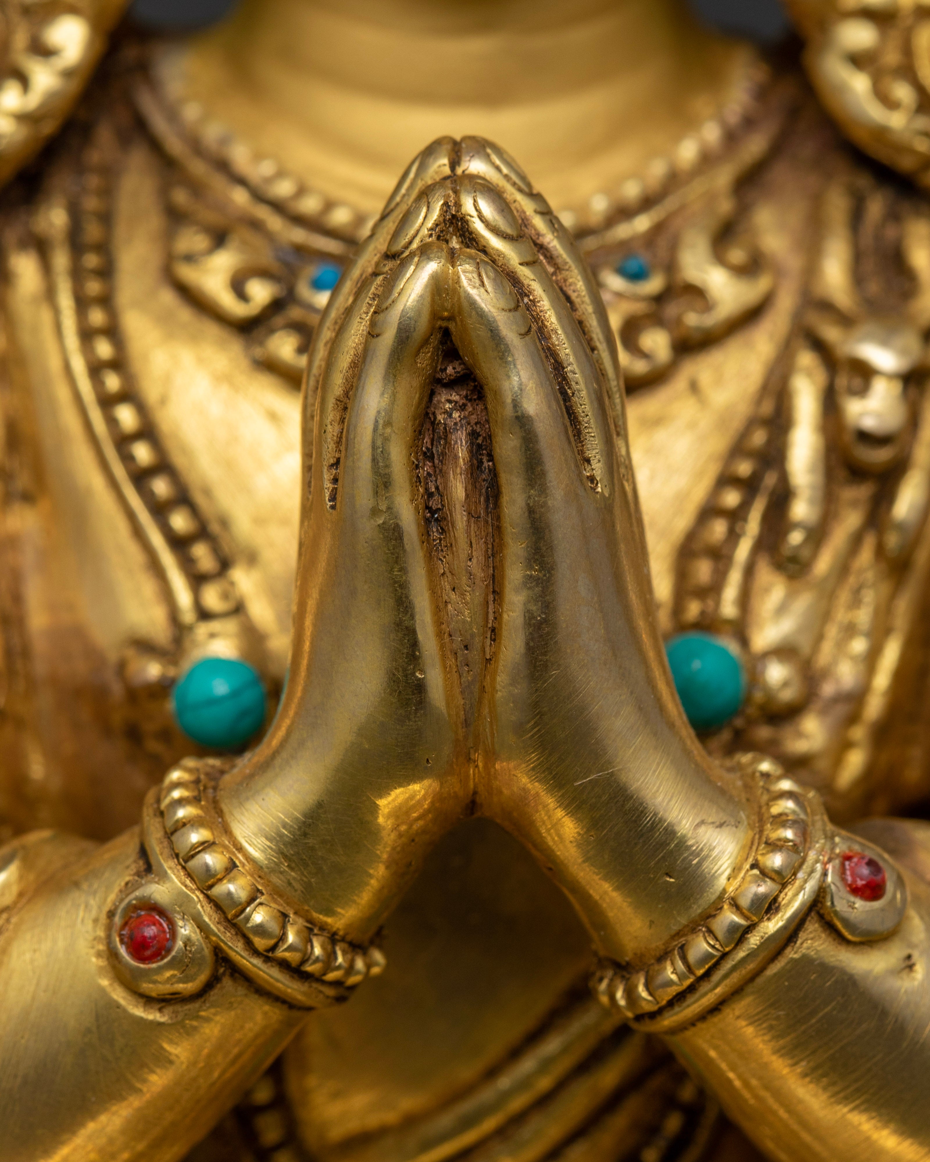 Chinese Kuan Yin Statue – Guardian of Infinite Compassion