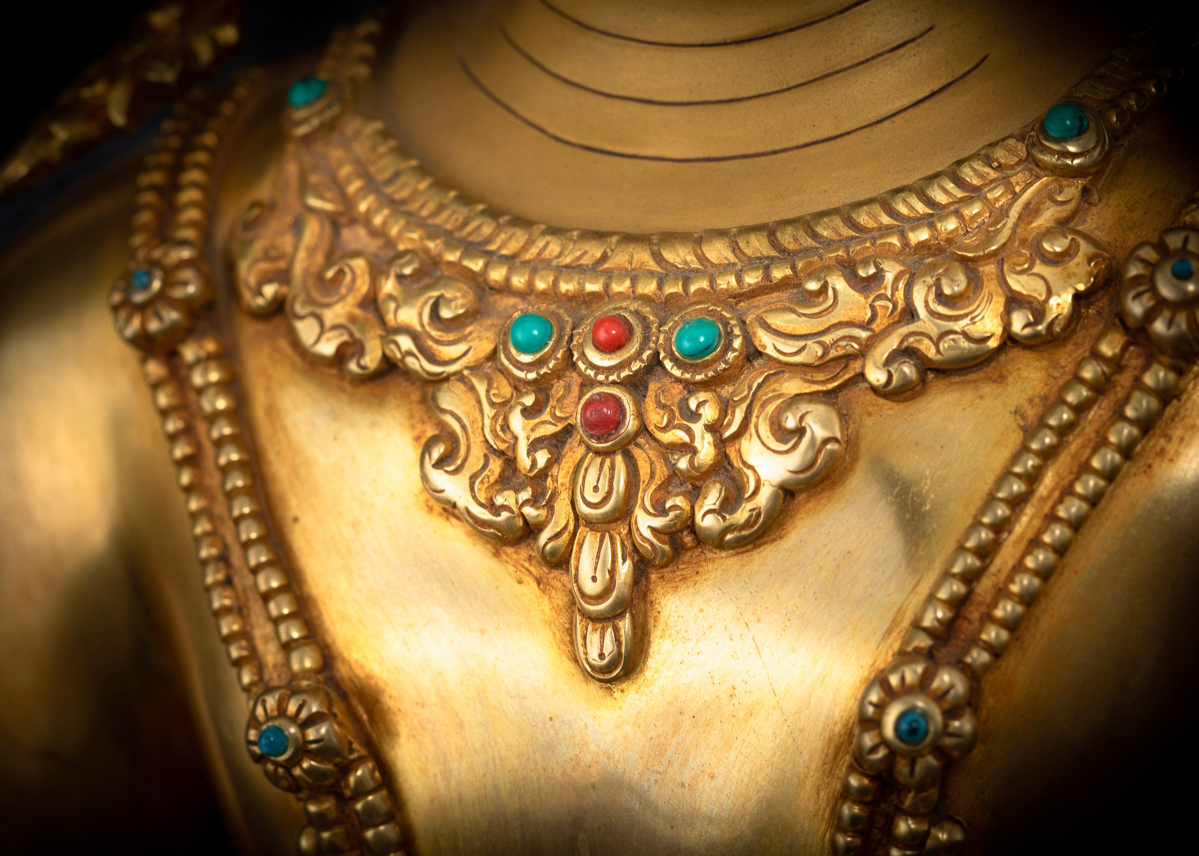 The Crowned Buddha Shakyamuni: Founder of Buddhism