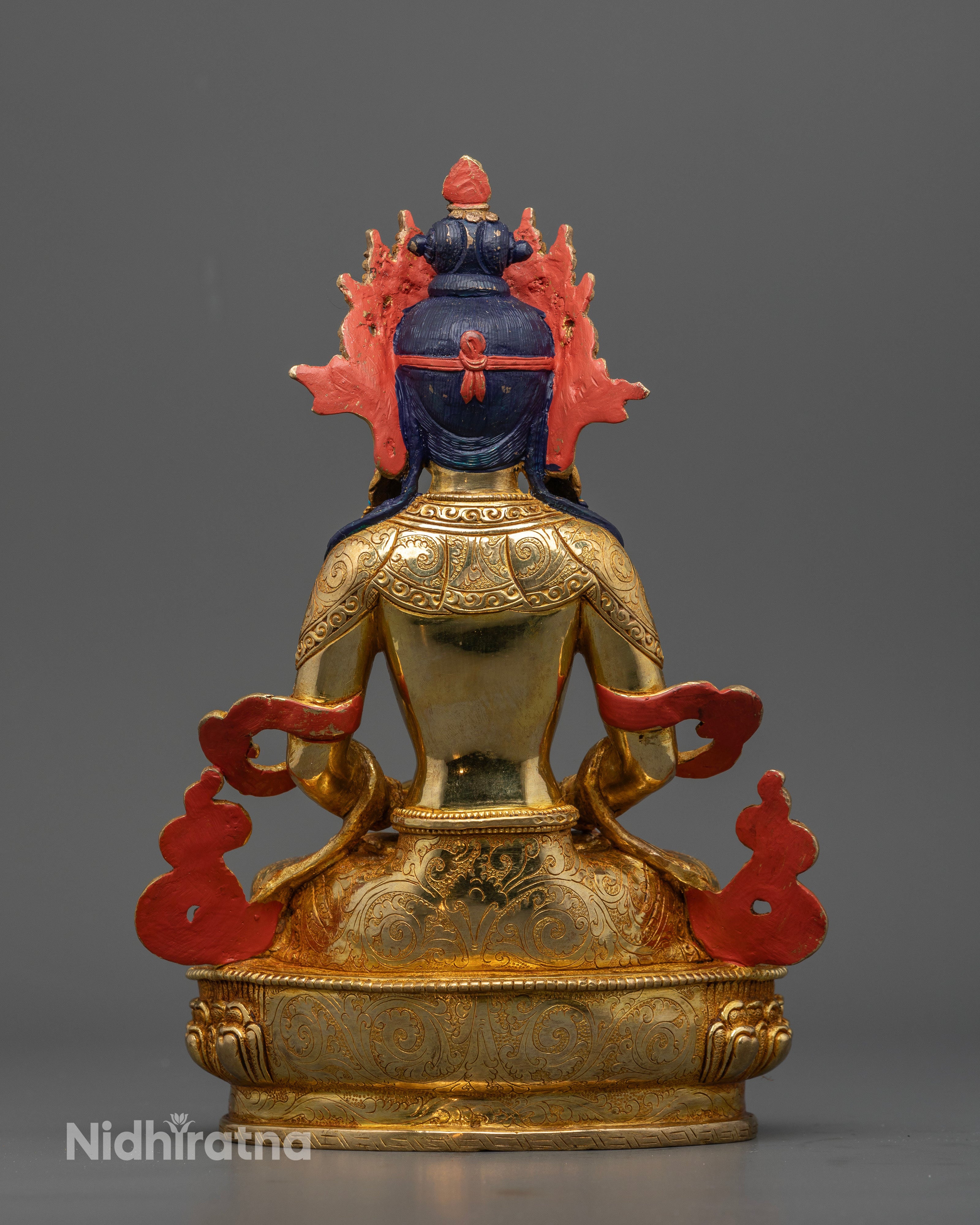 Artisan Creations: The Beauty of Handmade Amitayus Statues