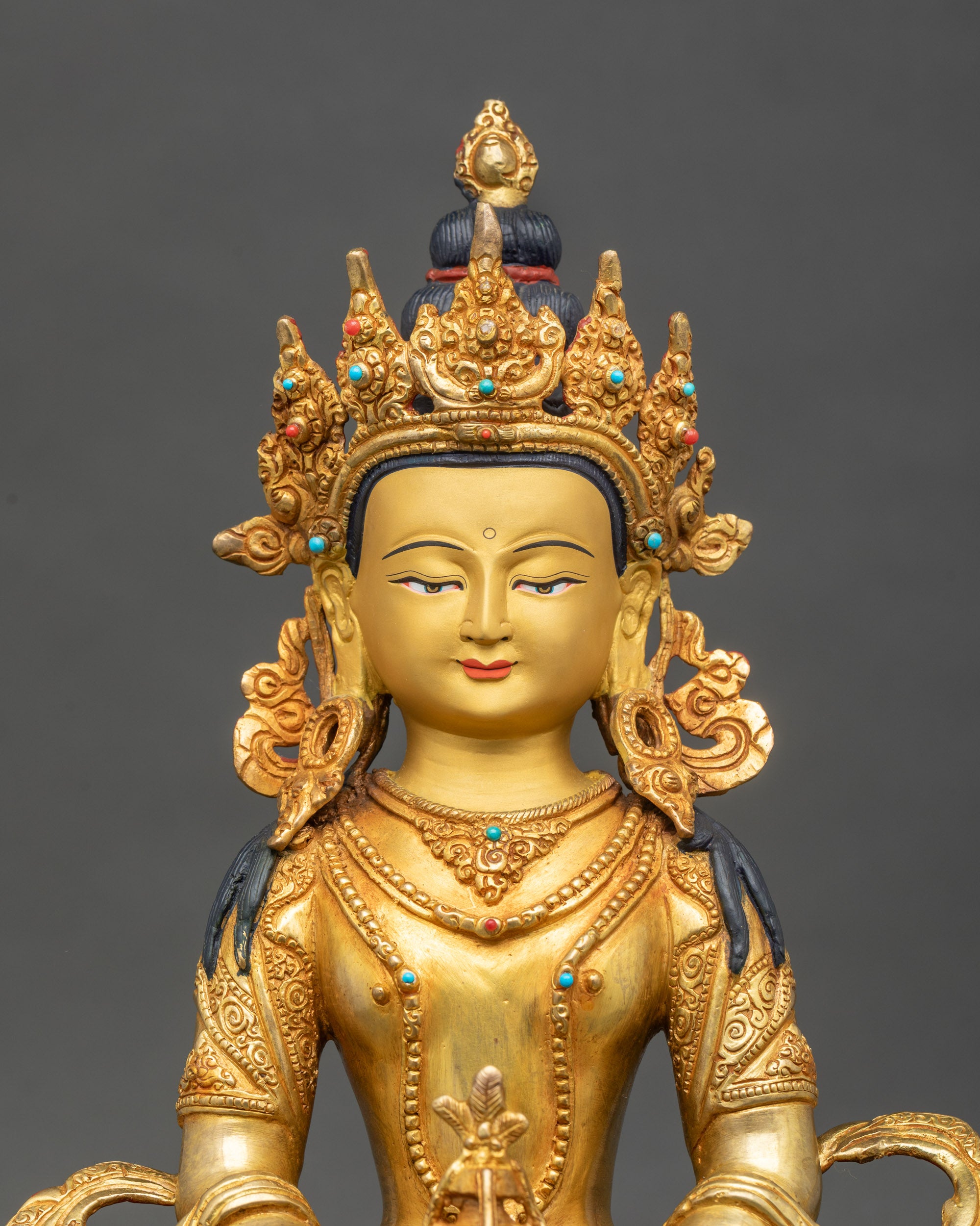 Amitayus statue regular close-up, detailed Newari craftsmanship and lotus posture