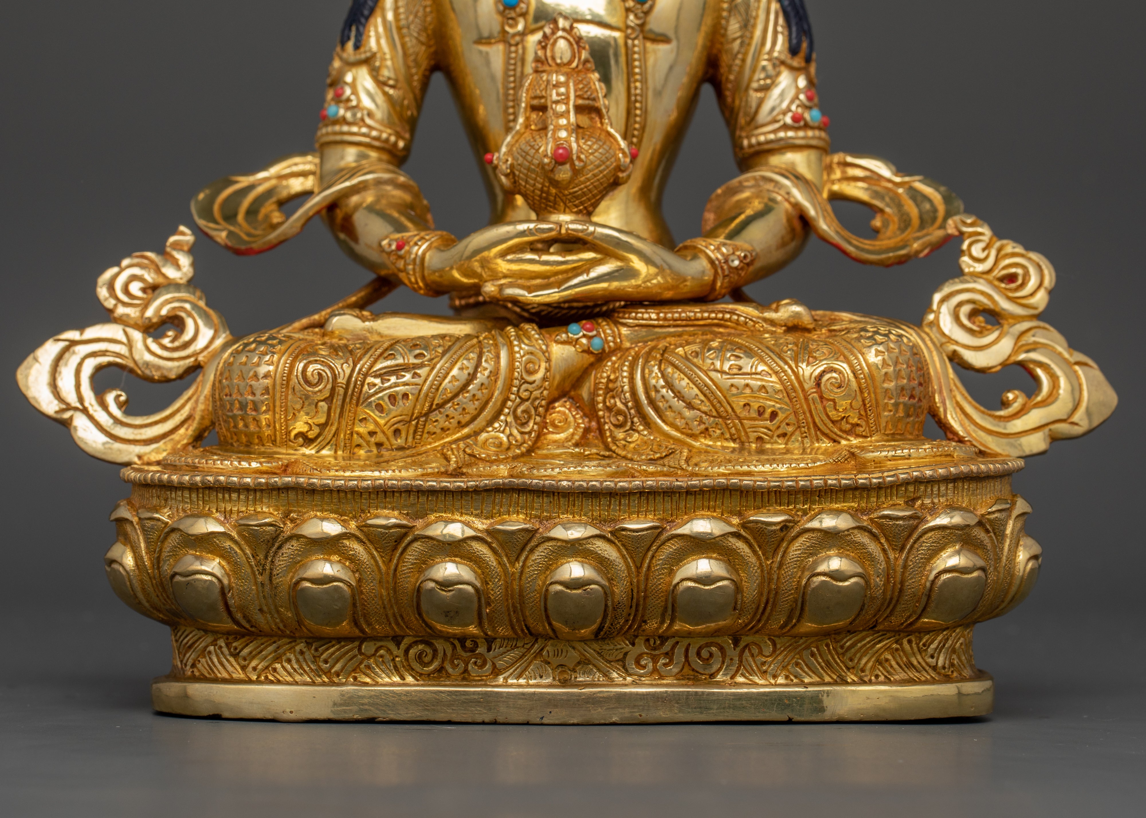 the moon disc lotus seat of gold plated Amitayus statue