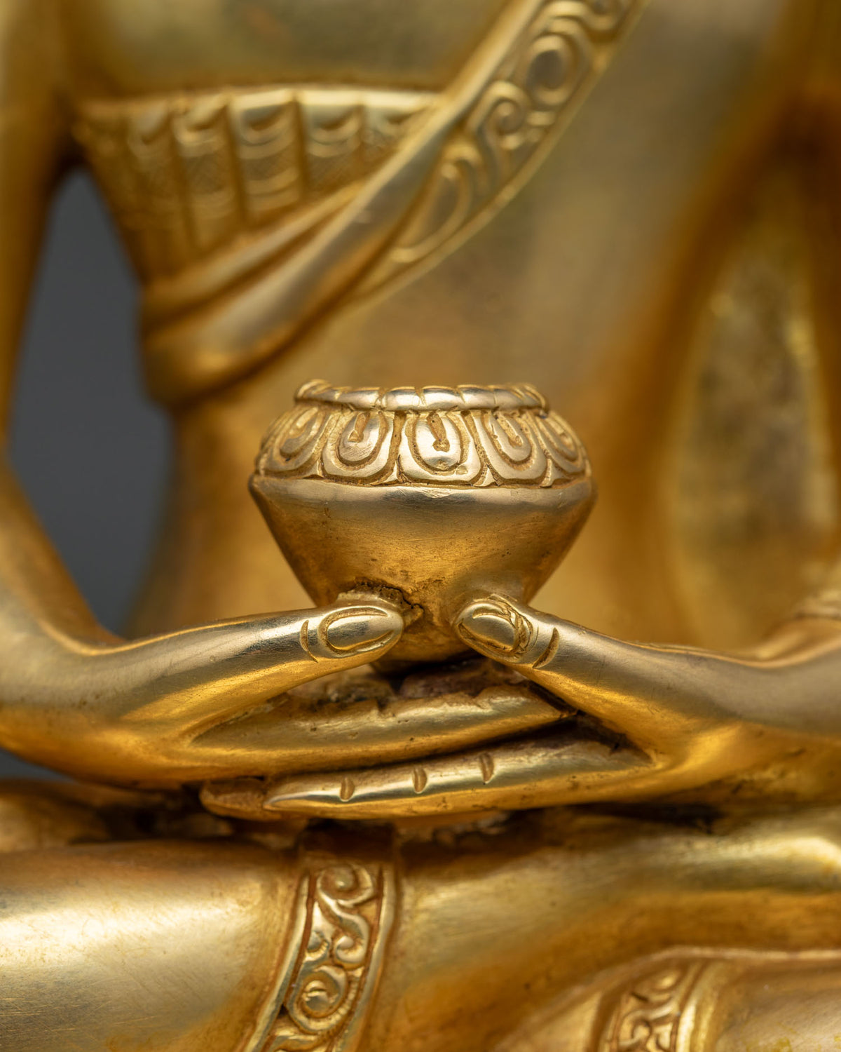 Amitabha Buddha Statue | Exquisite Gold Gilded Buddhist Artwork