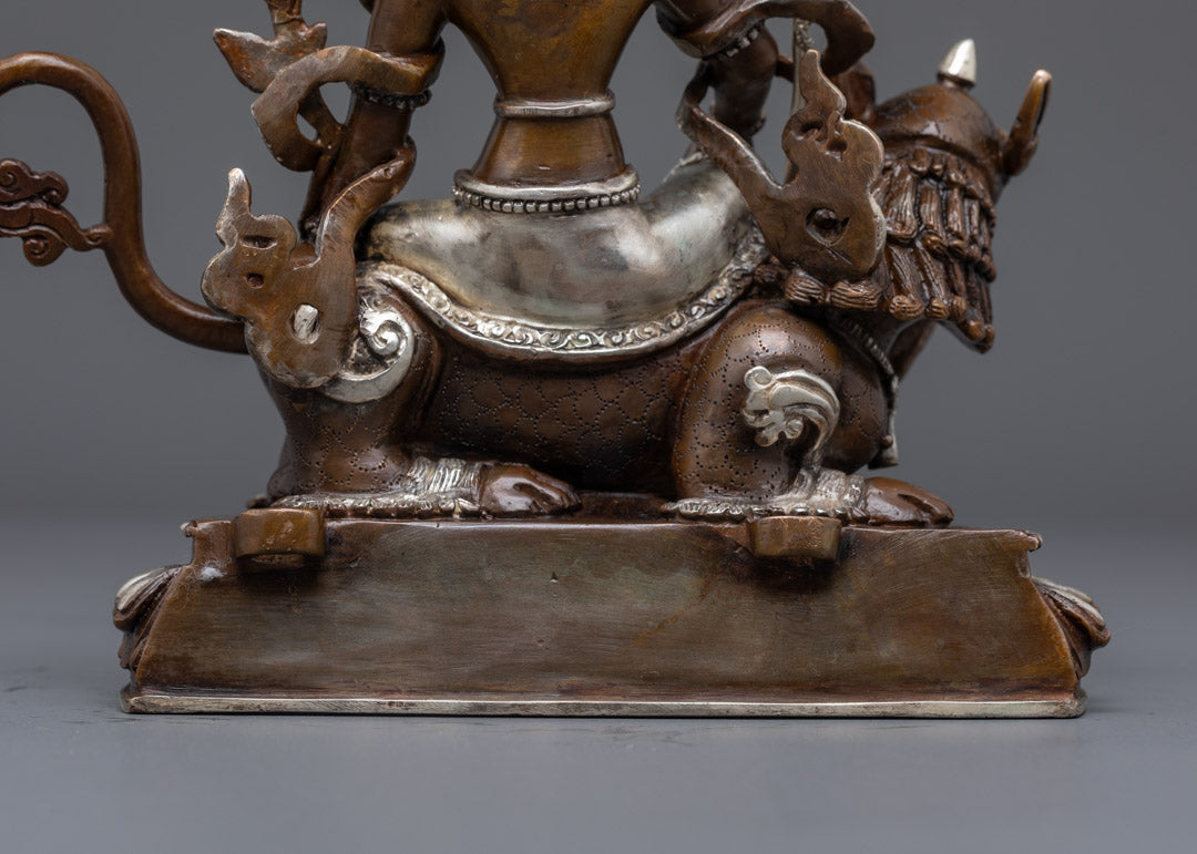 Simhanada Avalokiteshvara Statue | Traditional Tibetan Art