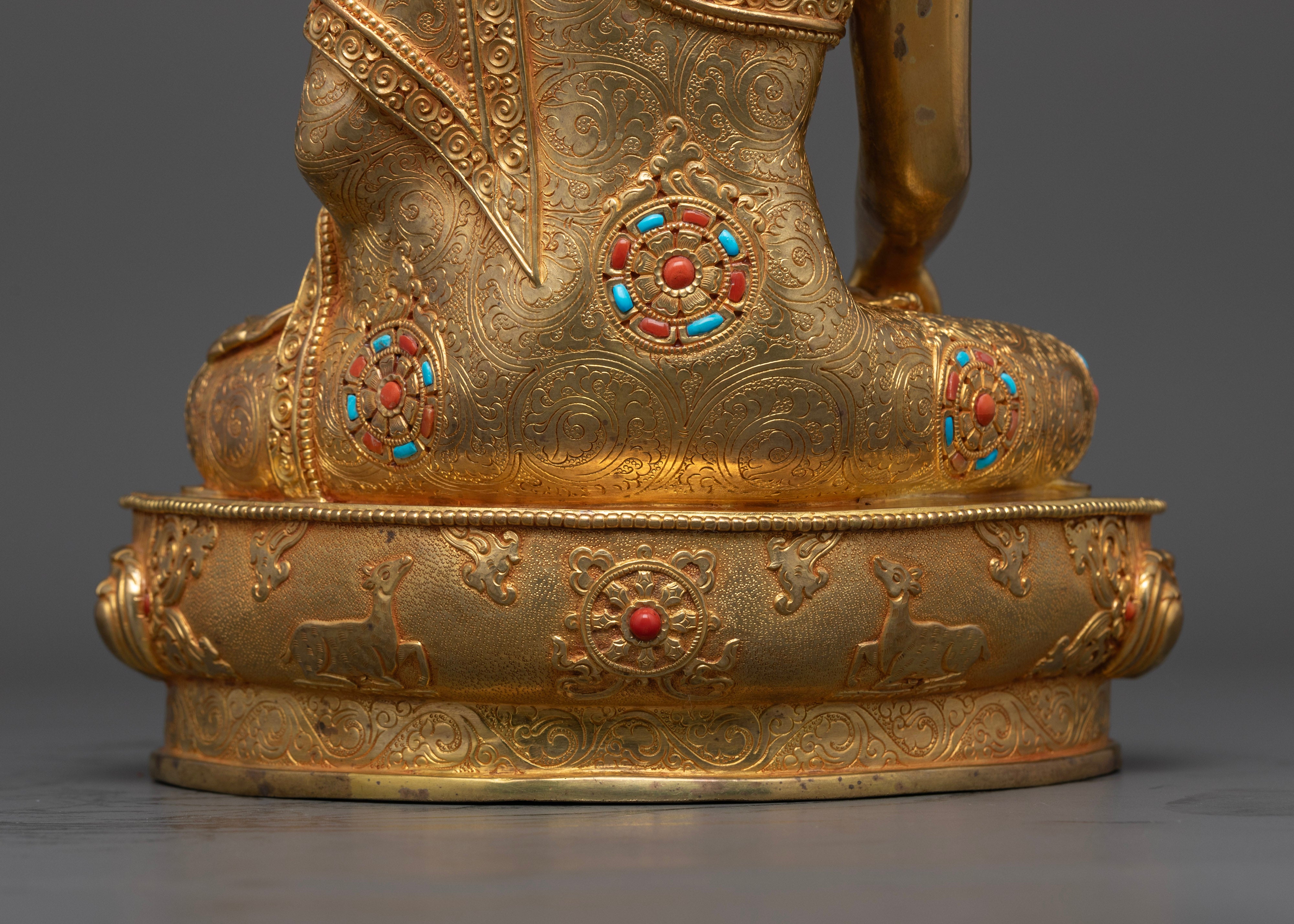 Buddha Shakyamuni Statue: Handcrafted Bodhisattva of Enlightenment